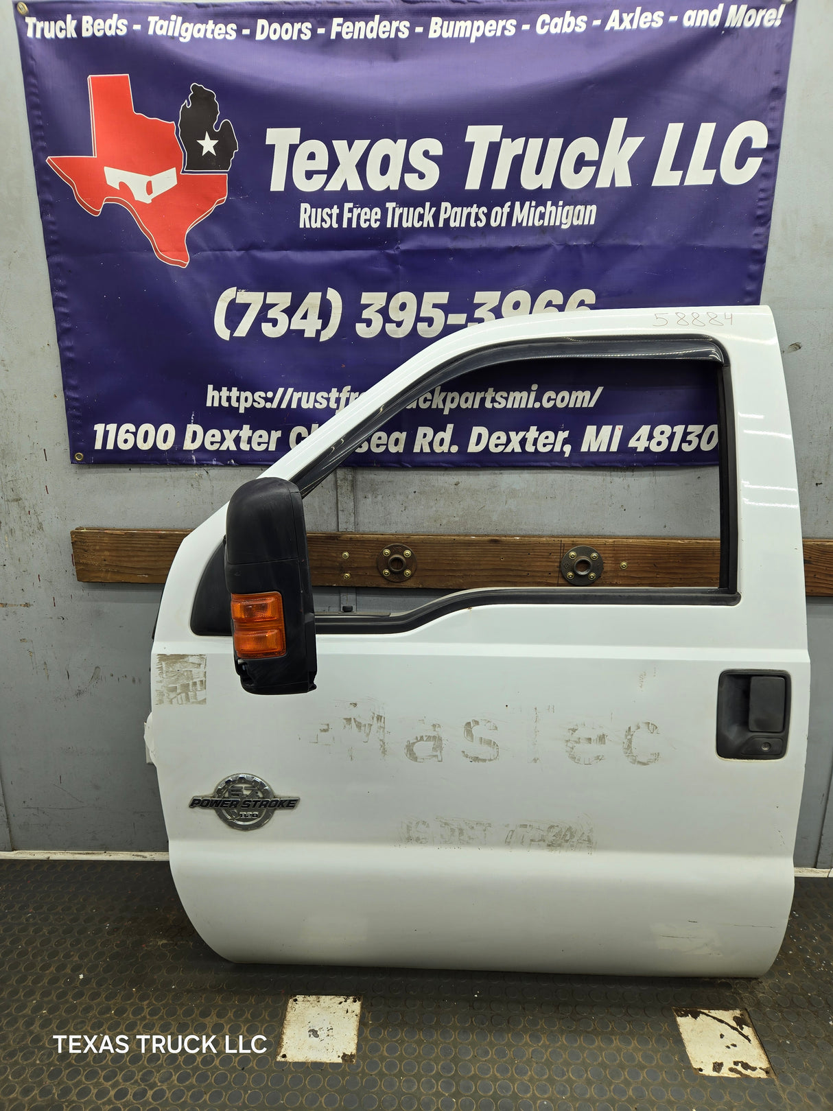 1999-2011 Ford Super Duty LH Driver Side Front Door F250 F350 F450 F550