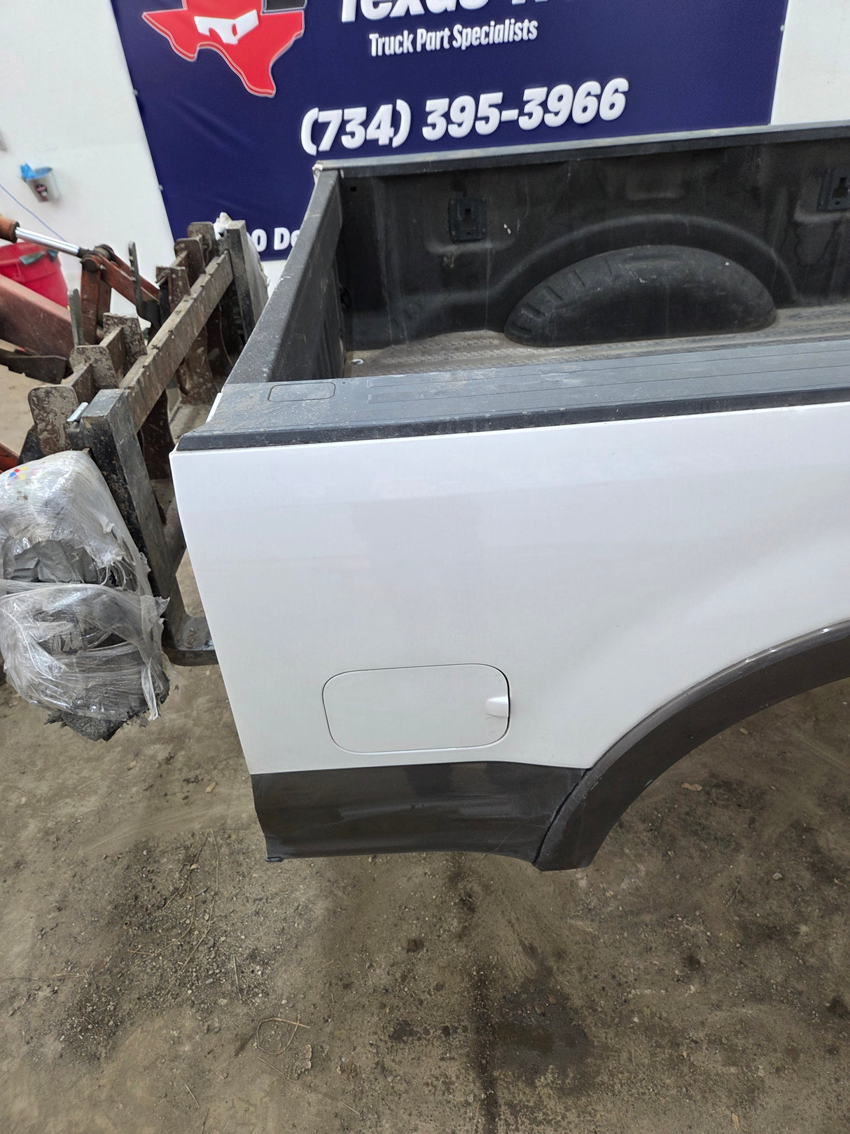 2017-2022 Ford F250 F350 Super Duty 6' 9" Short Truck Bed