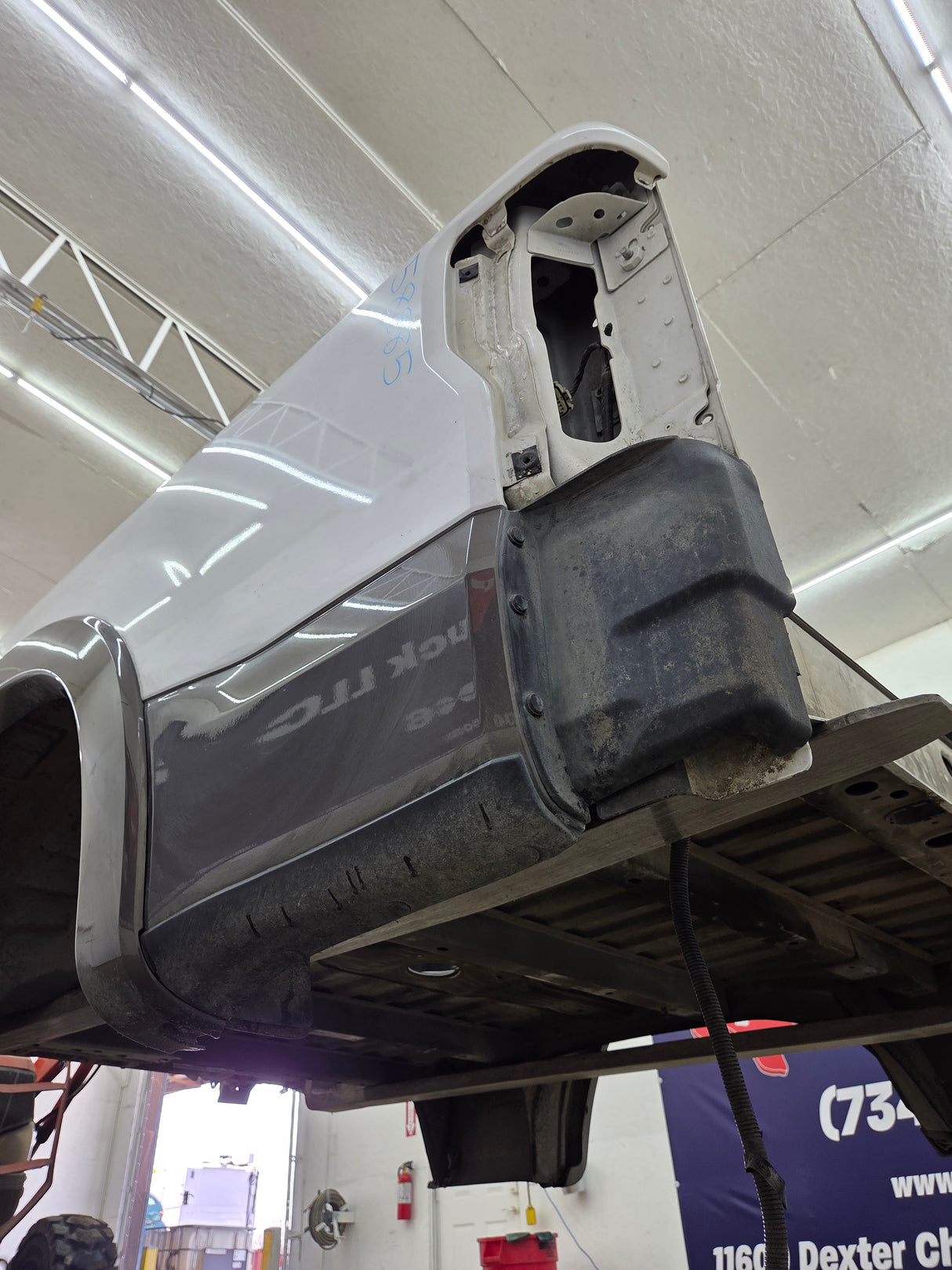 2017-2022 Ford F250 F350 Super Duty 6' 9" Short Truck Bed