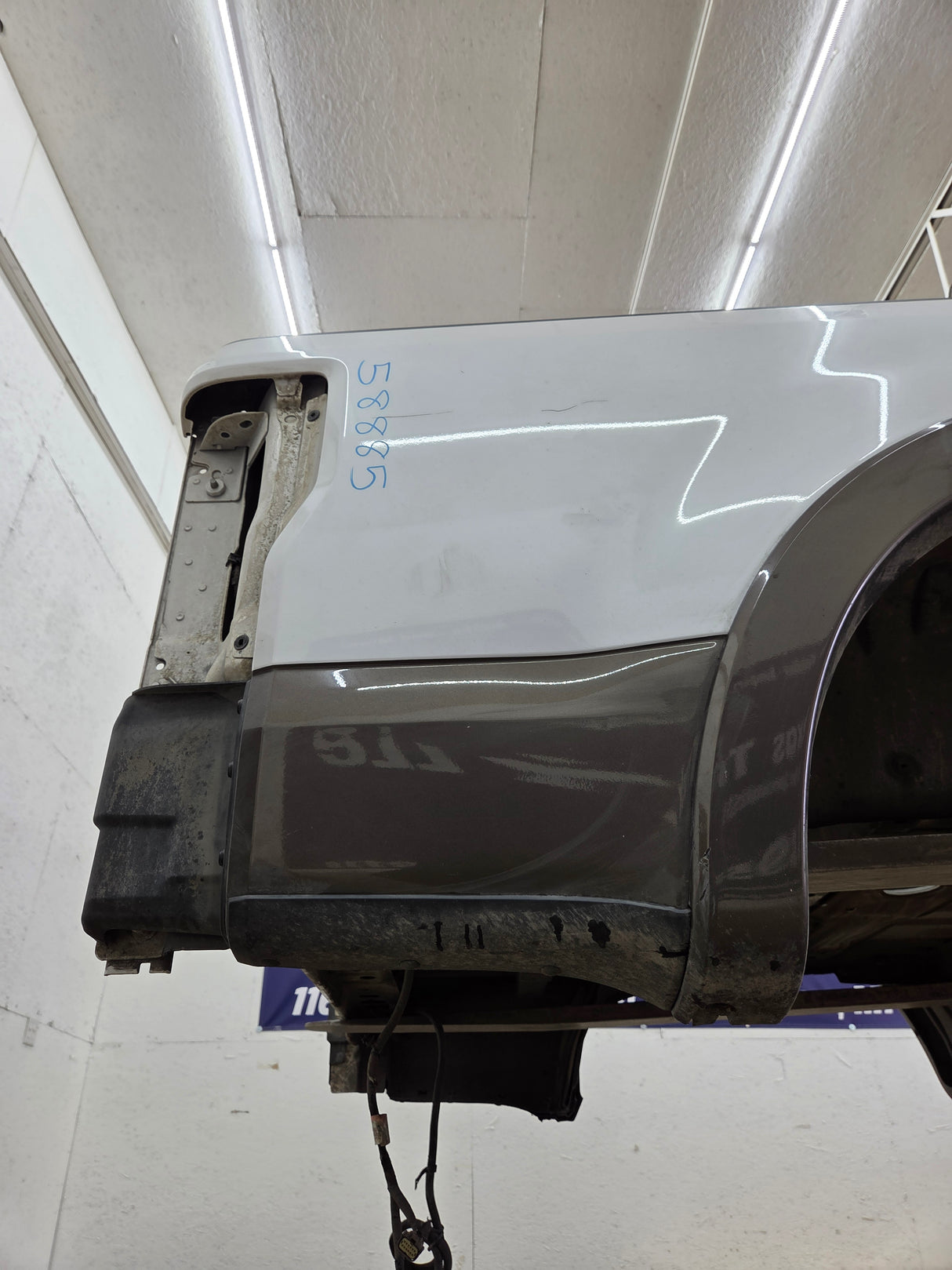 2017-2022 Ford F250 F350 Super Duty 6' 9" Short Truck Bed