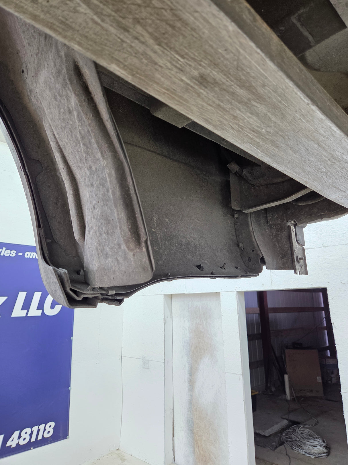2017-2022 Ford F250 F350 Super Duty 6' 9" Short Truck Bed
