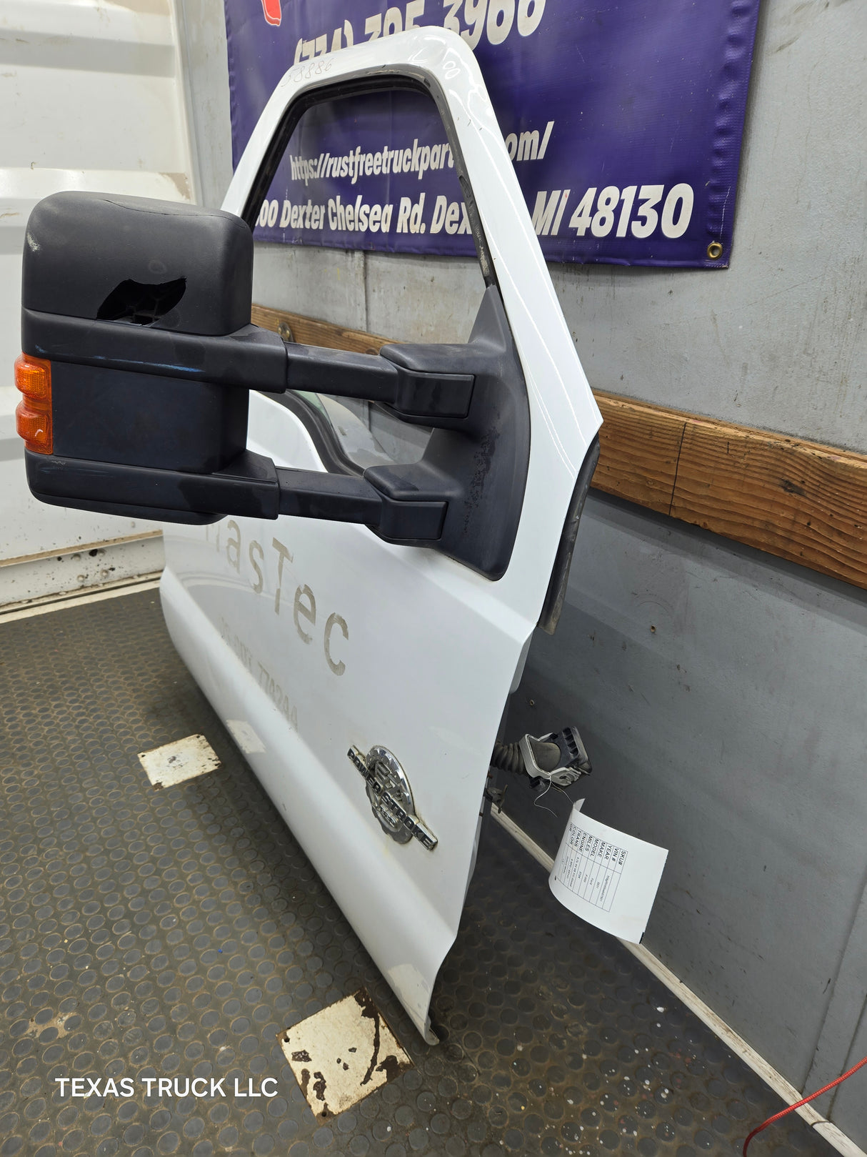 1999-2011 Ford Super Duty / Excursion Front Passenger RH Door F250 F350 F450 F550
