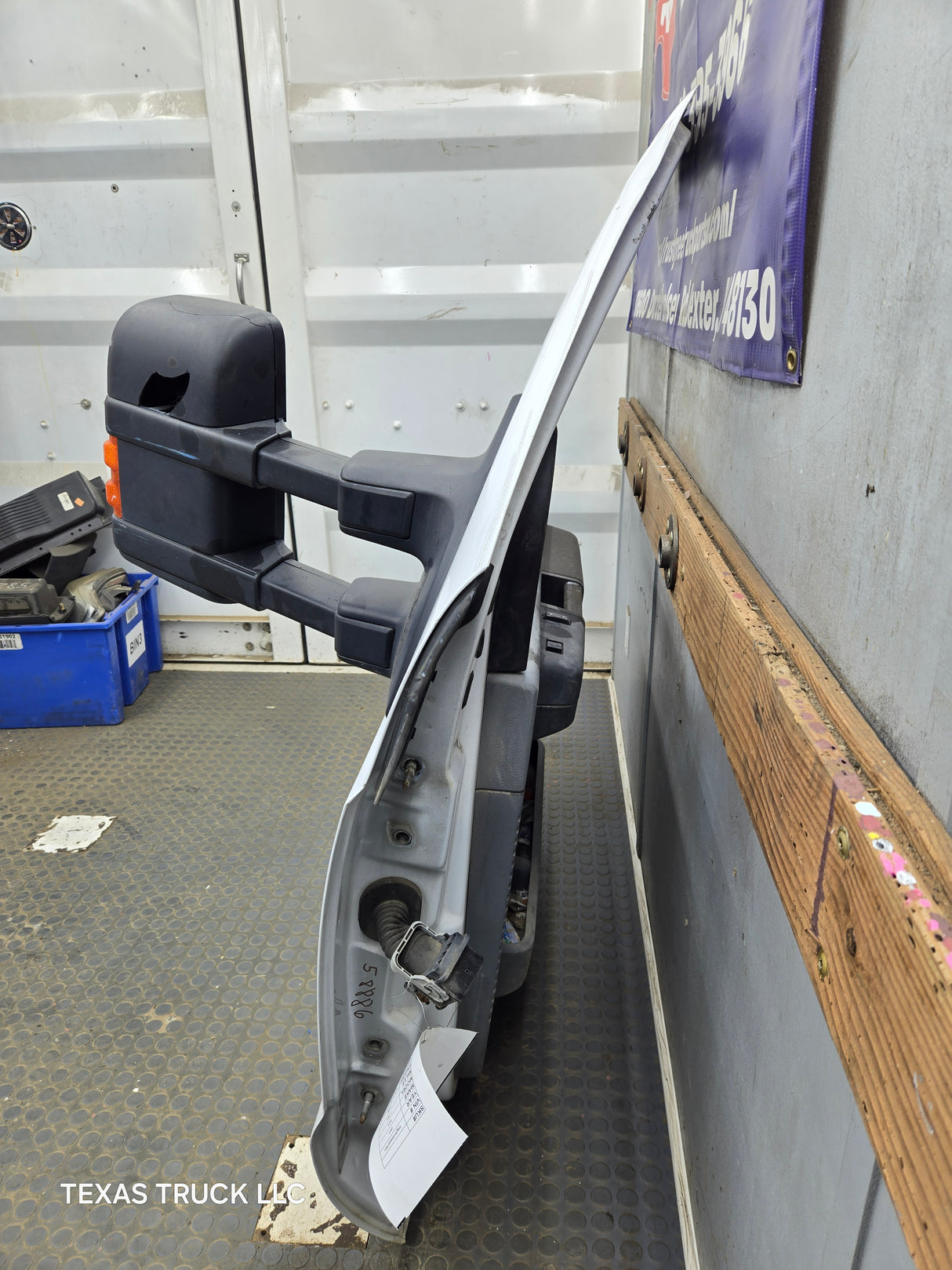 1999-2011 Ford Super Duty / Excursion Front Passenger RH Door F250 F350 F450 F550