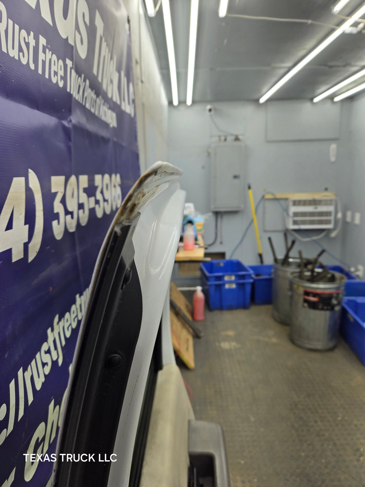 1999-2011 Ford Super Duty F250 F350 F450 F550 RH Crew Cab Passenger Side Rear Door