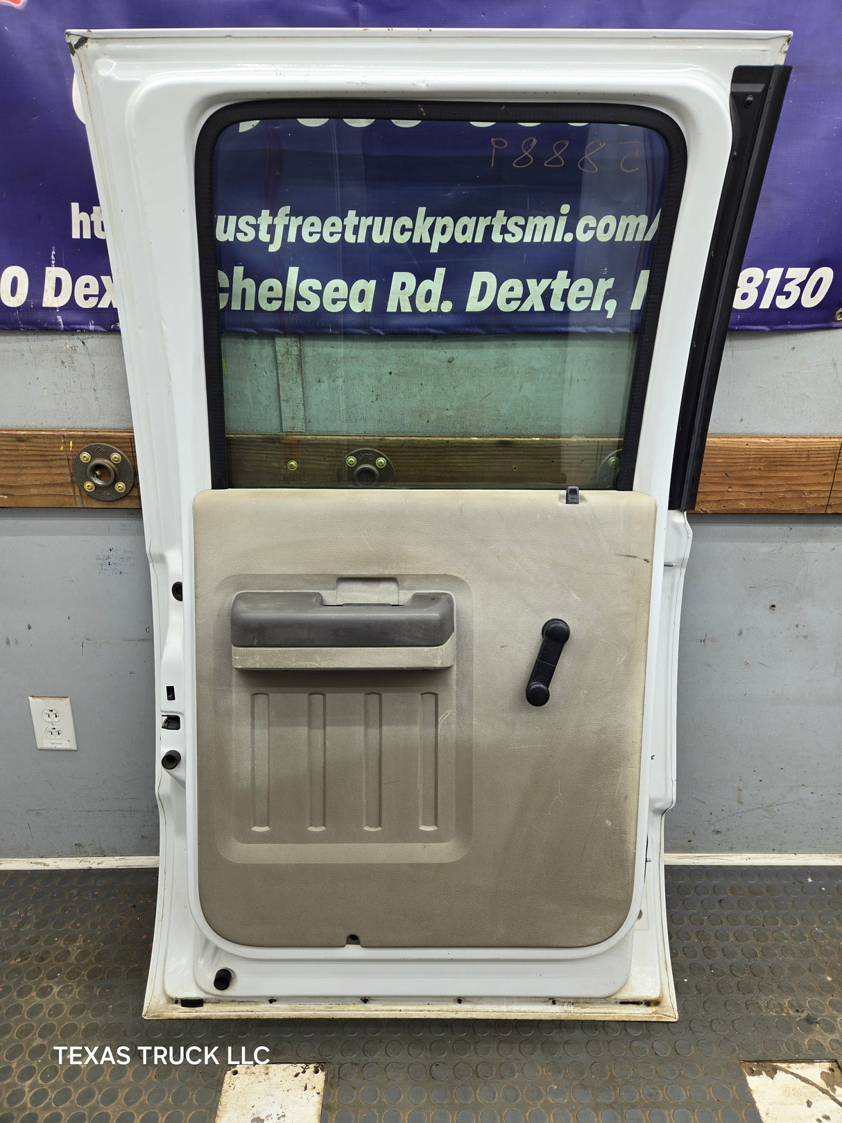 1999-2011 Ford Super Duty LH Driver Side Rear Crew Cab Door F250 F350 F450 F550
