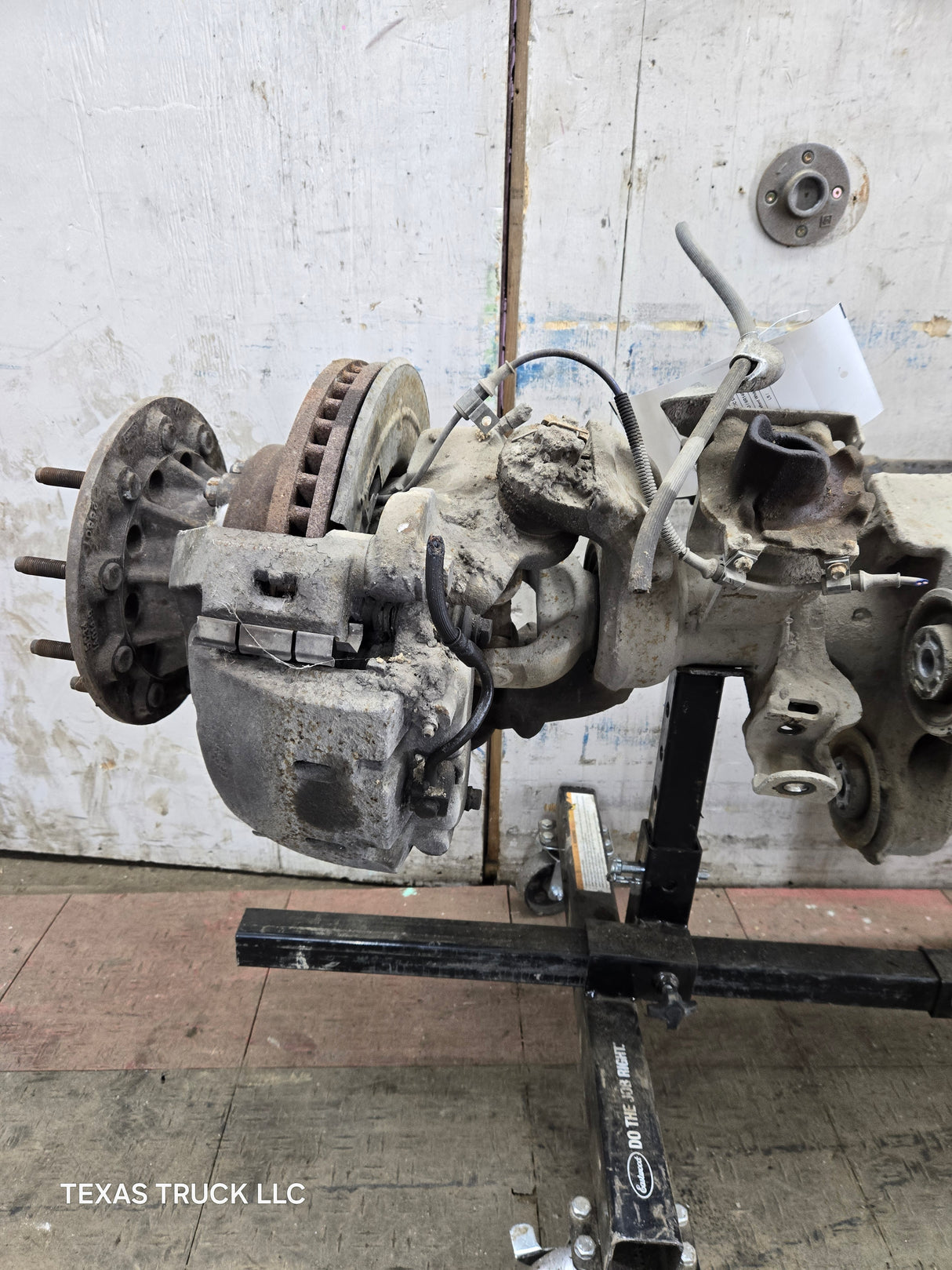 2005-2016 Ford F450 F550 Super Duty Front Axle 4.88 Gear Ratio DRW 10 Lug