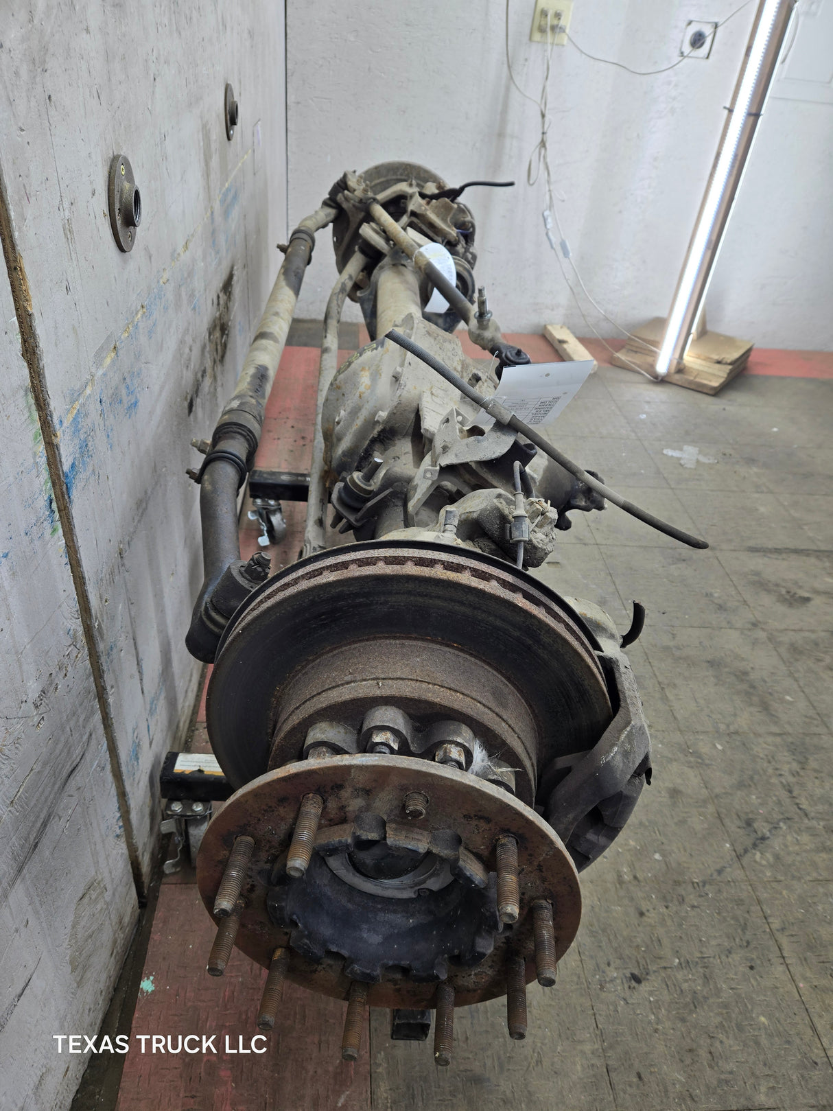 2005-2016 Ford F450 F550 Super Duty Front Axle 4.88 Gear Ratio DRW 10 Lug