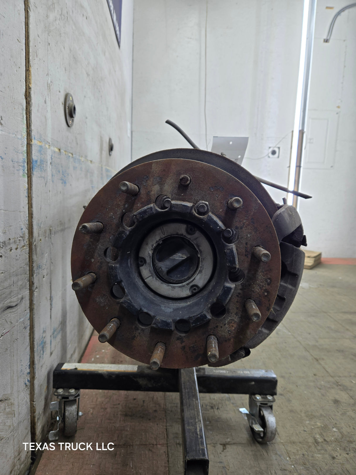 2005-2016 Ford F450 F550 Super Duty Front Axle 4.88 Gear Ratio DRW 10 Lug