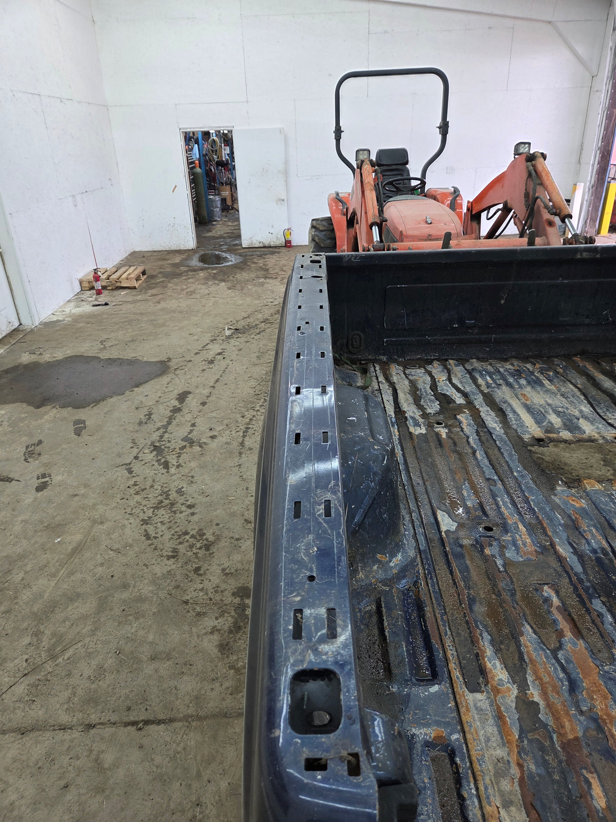 1999-2010 Ford Super Duty F250 F350 6' 9" Short Truck Bed