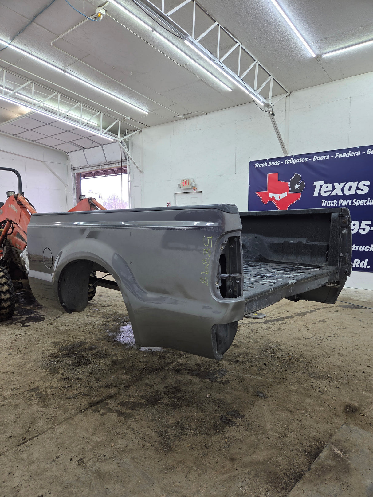 1999-2010 Ford Super Duty F250 F350 6' 9" Short Truck Bed