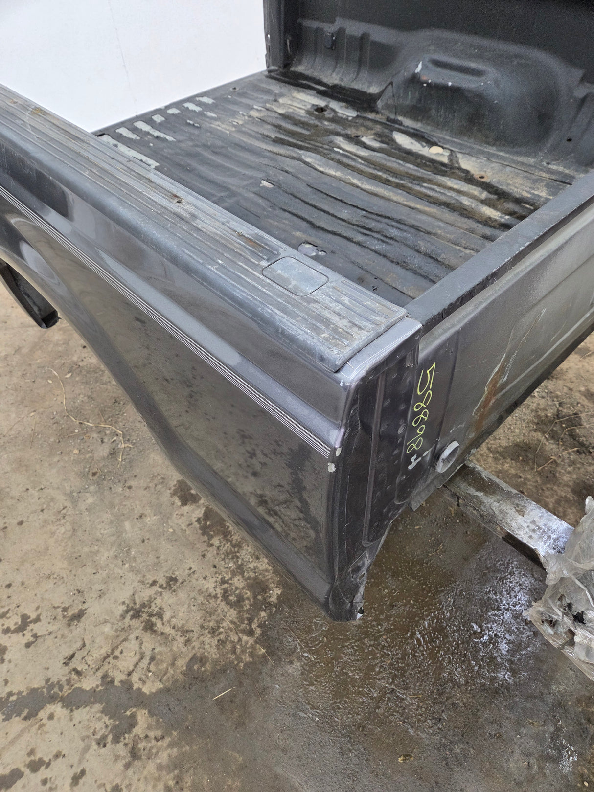 1999-2010 Ford Super Duty F250 F350 6' 9" Short Truck Bed