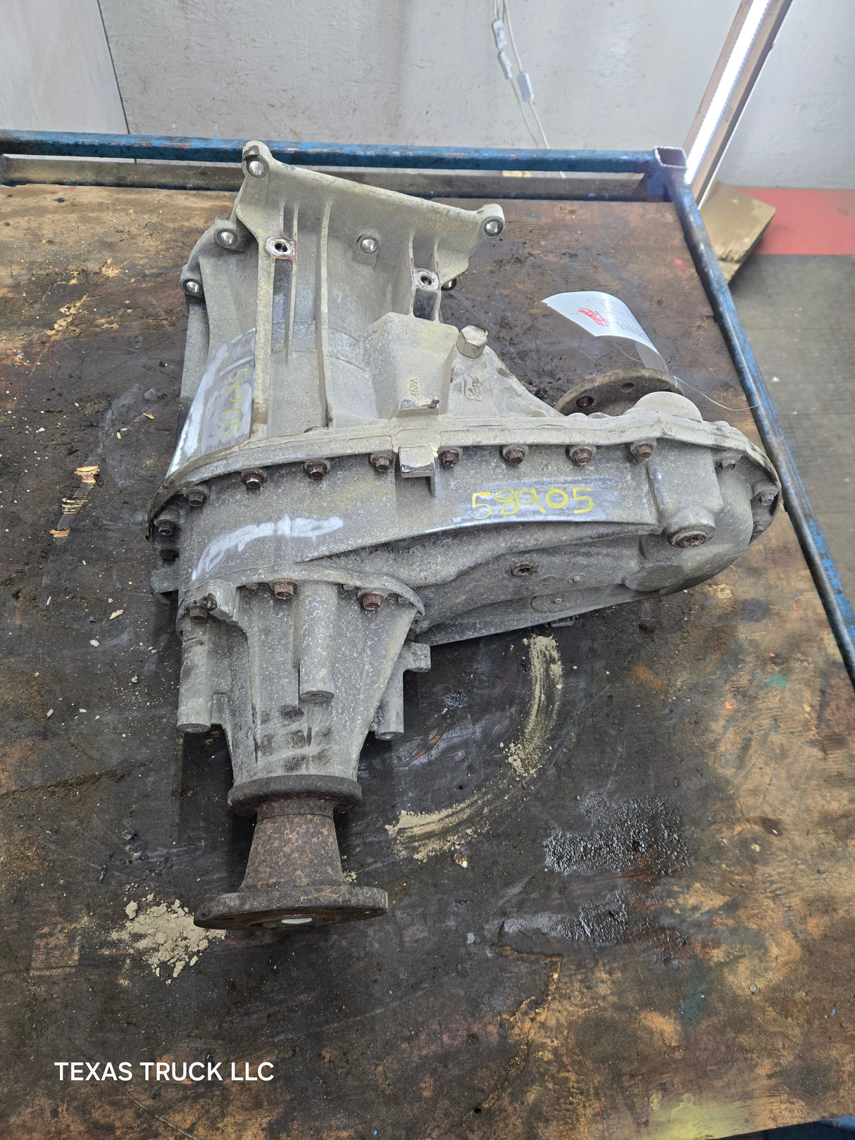 2011-2016 6.2L 6.7L PSD Transfer Case Flange Yoke Manual Shift Ford F250 F350 F450 F550 Super Duty