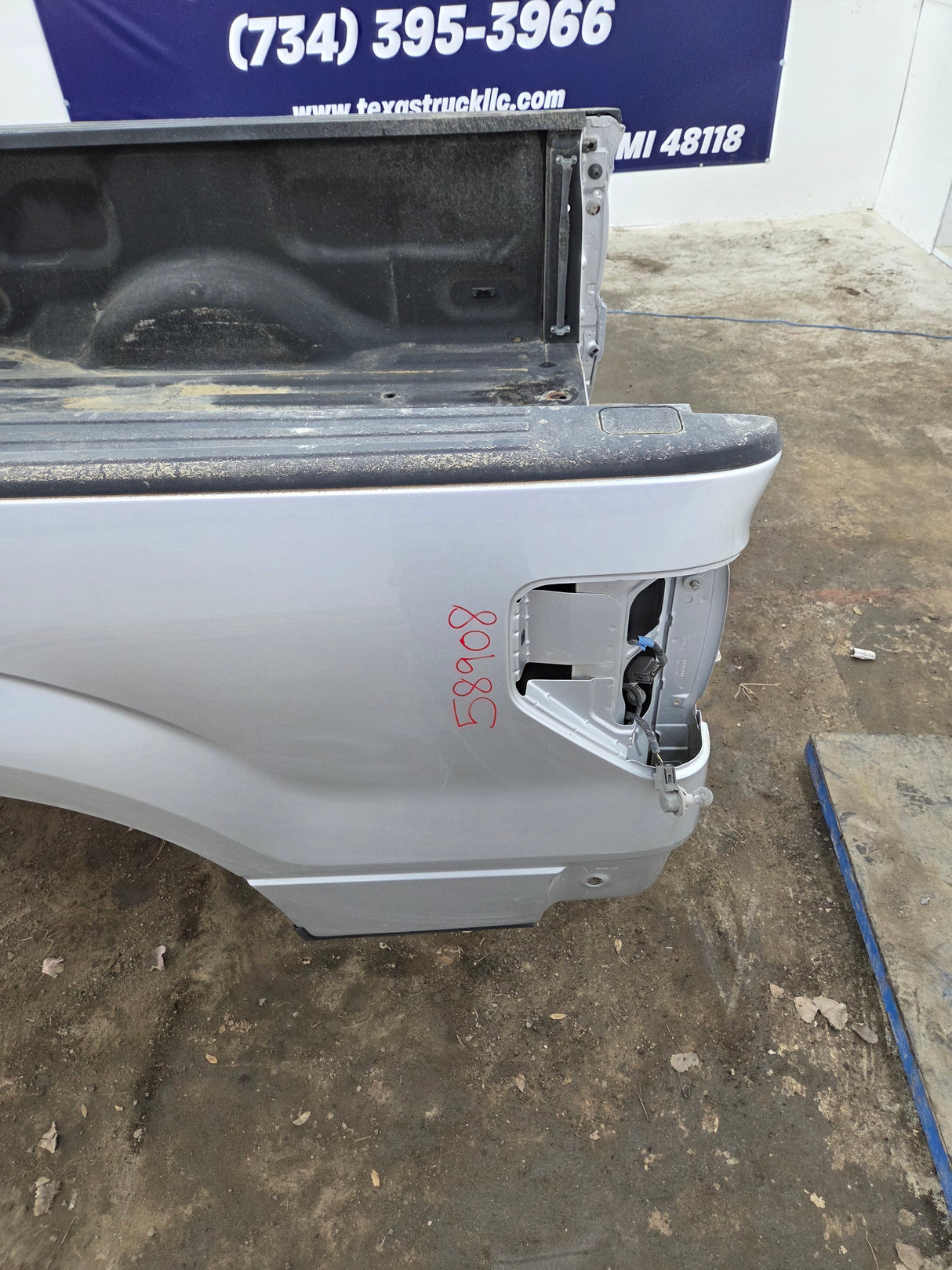 2009-2014 Ford F150 6' 6" Short Truck Bed