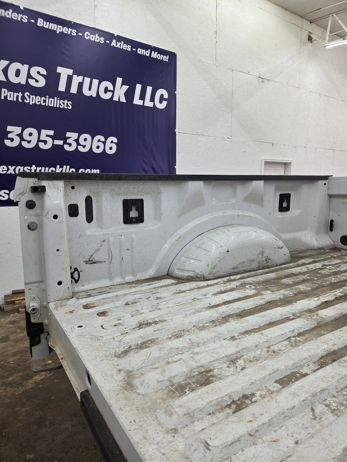 2017-2022 Ford F250 F350 Super Duty 6' 9" Short Truck Bed