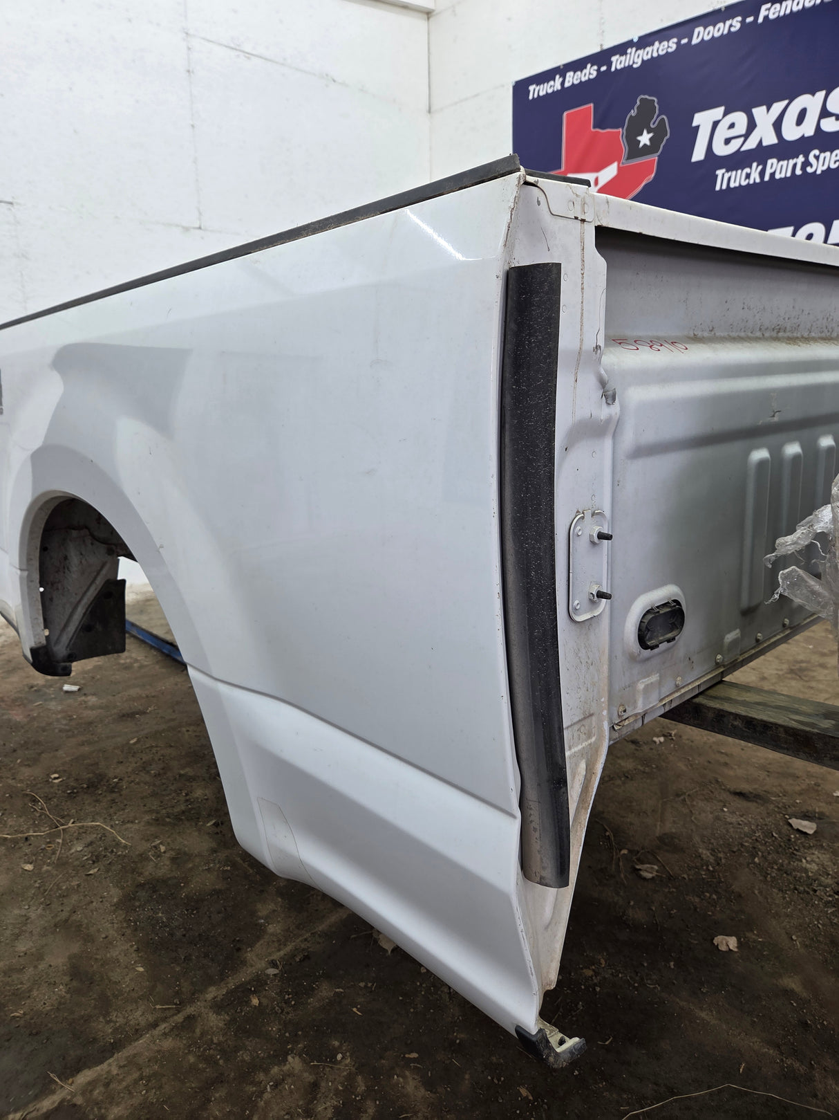 2017-2022 Ford F250 F350 Super Duty 6' 9" Short Truck Bed