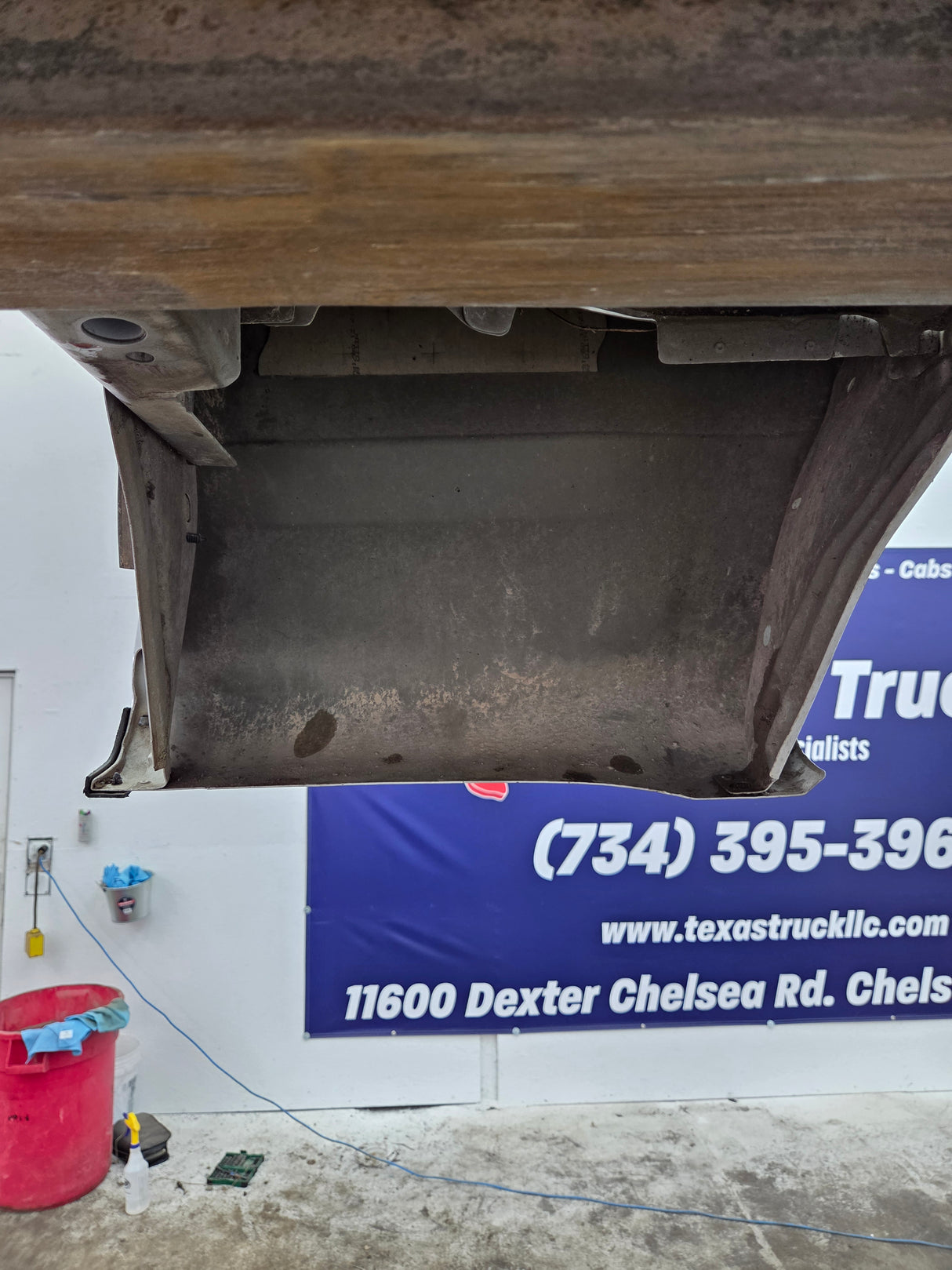 2017-2022 Ford F250 F350 Super Duty 6' 9" Short Truck Bed