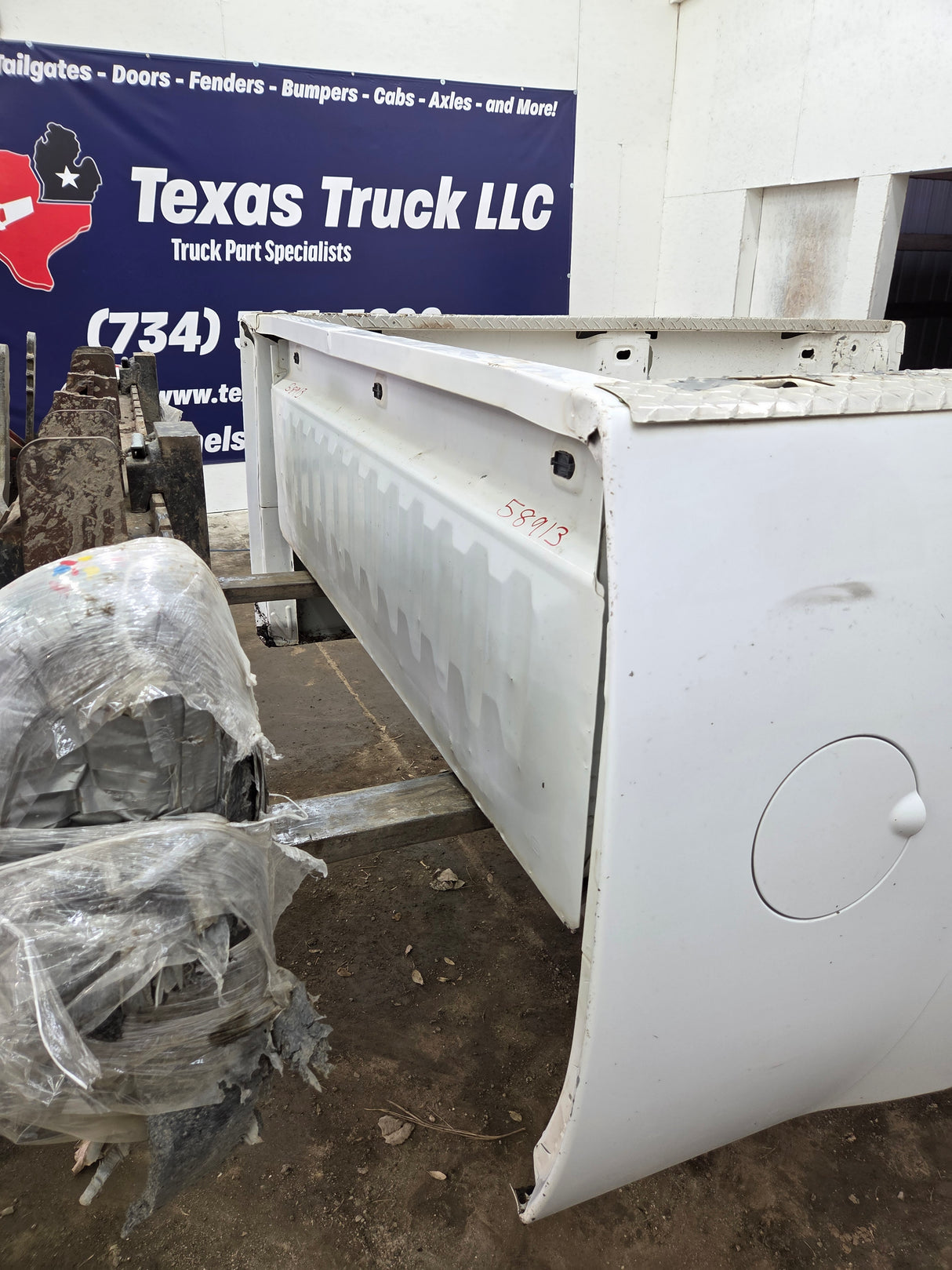 2007-2013 GMC Sierra 1500 2500 3500 HD 6' 6" Short Truck Bed