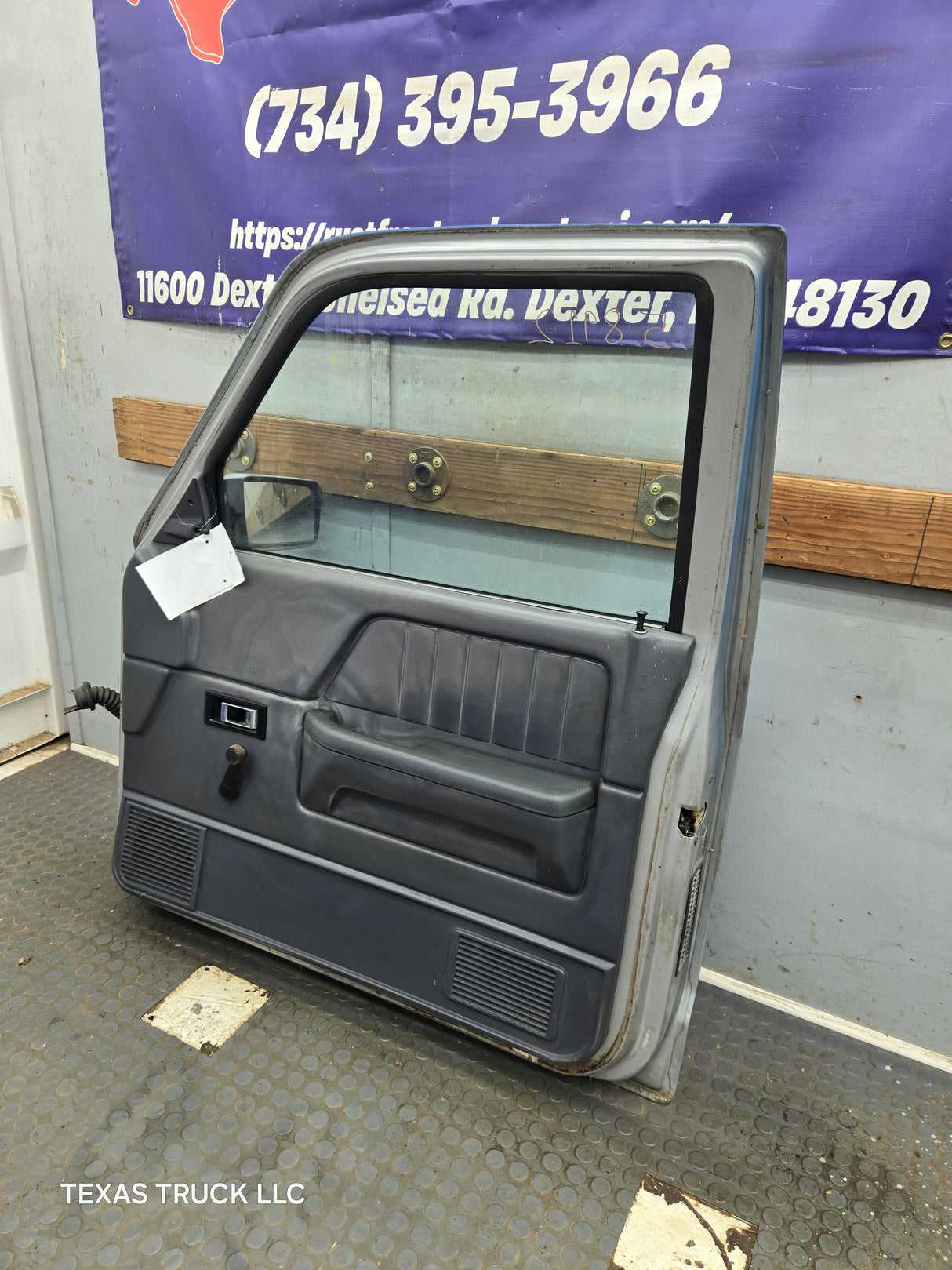 1992-1996 Dodge Dakota RH Passenger Side Front Door