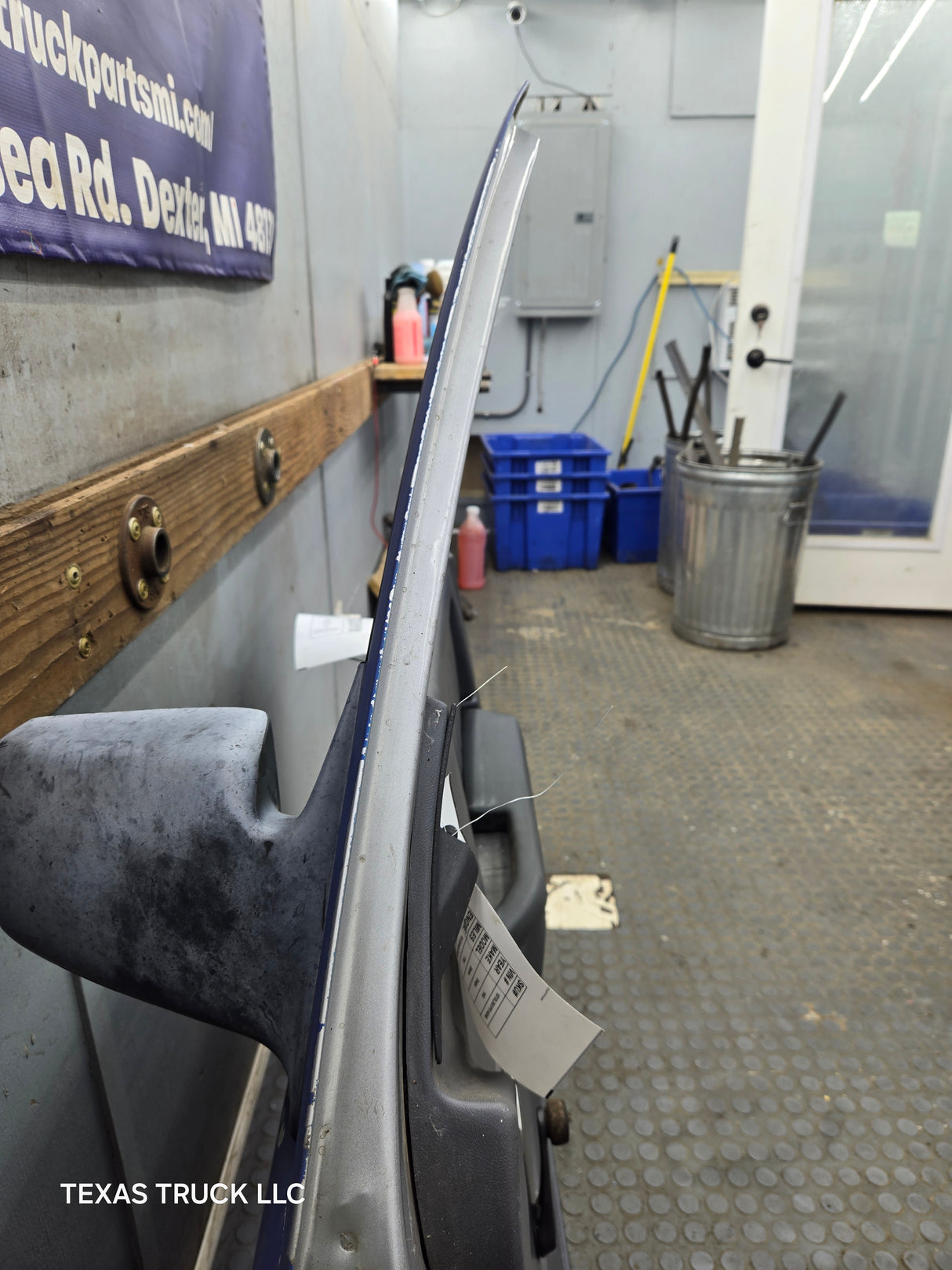 1992-1996 Dodge Dakota RH Passenger Side Front Door