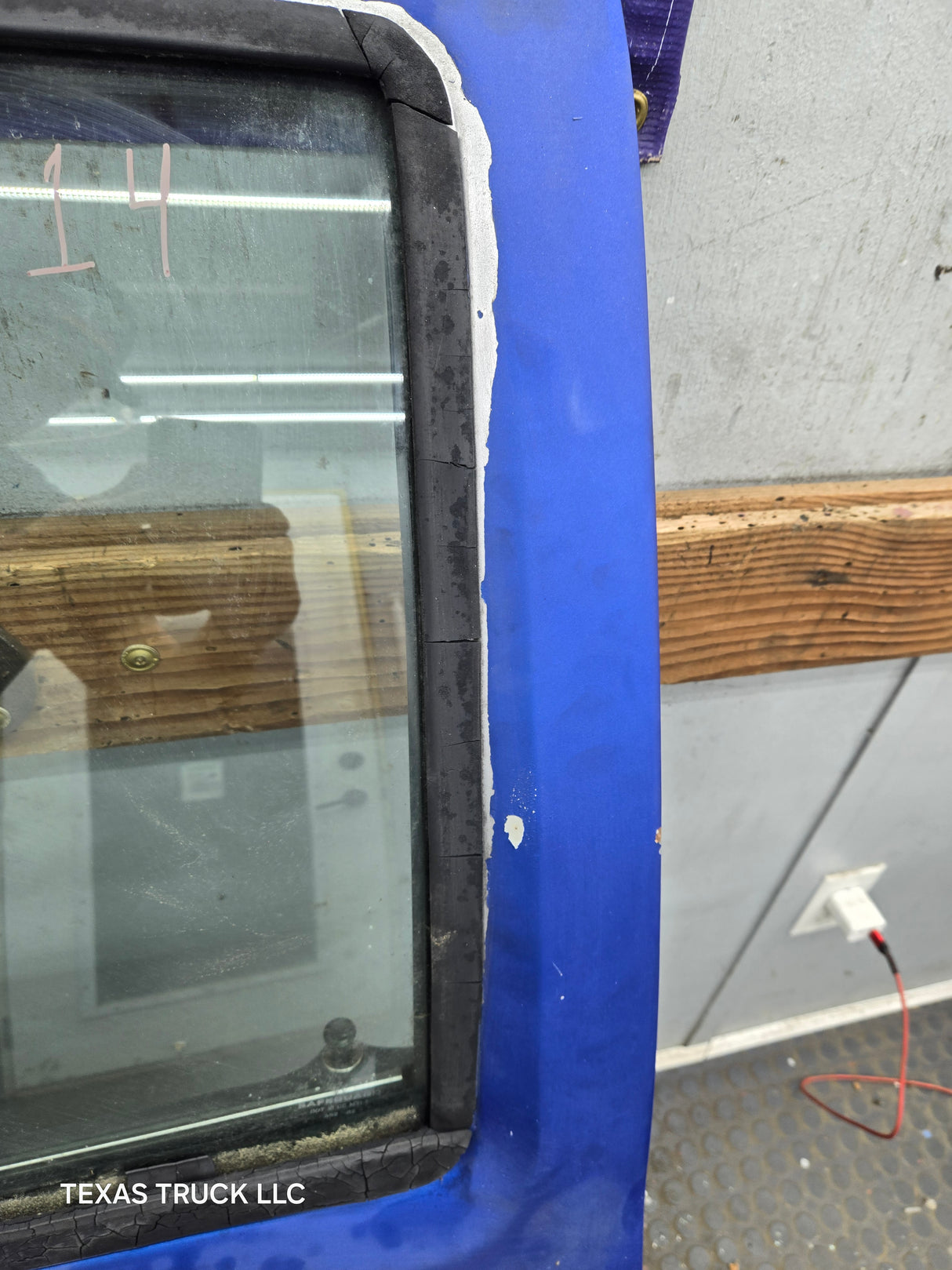 1992-1996 Dodge Dakota LH Driver Side Front Door