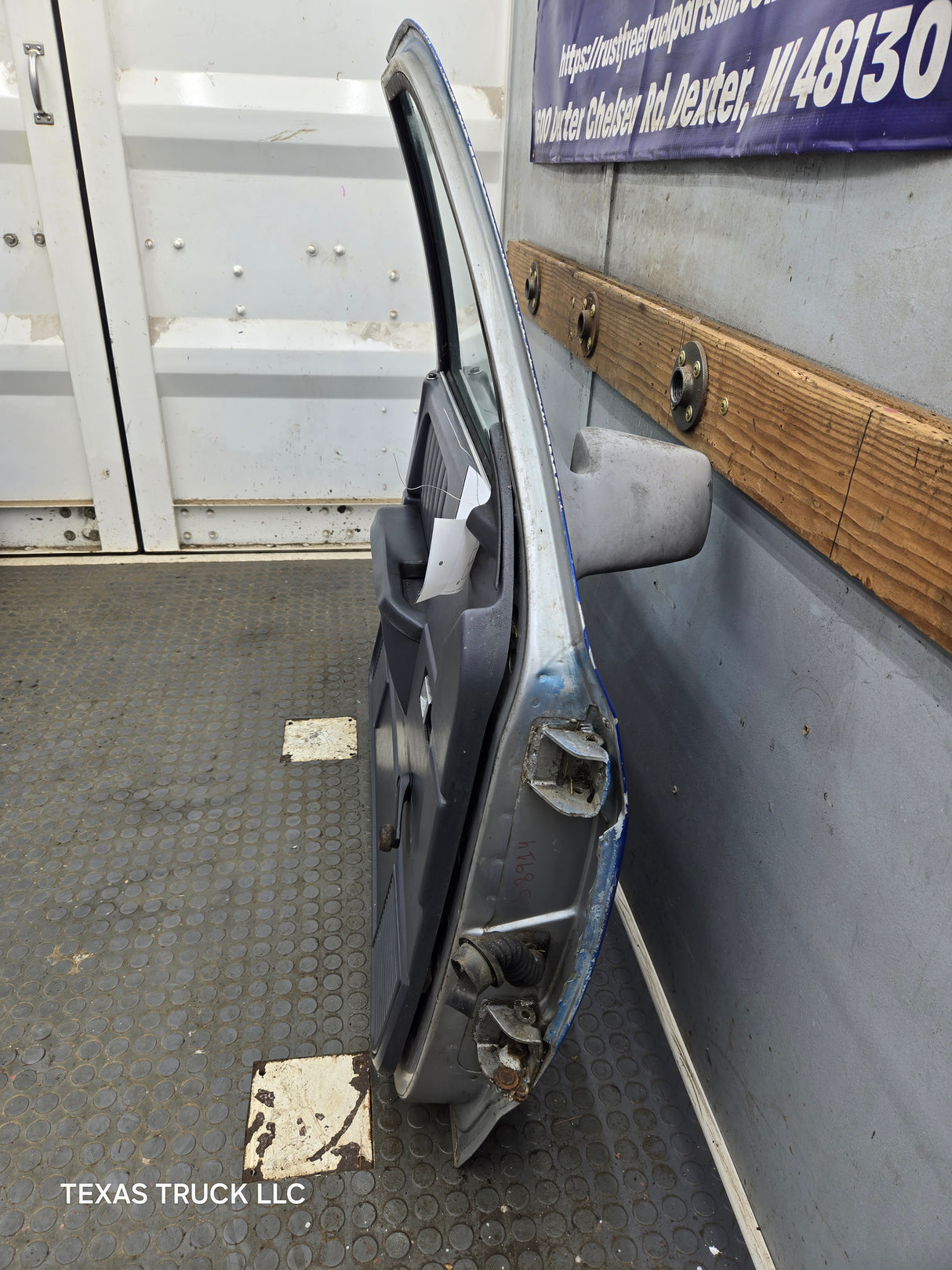 1992-1996 Dodge Dakota LH Driver Side Front Door