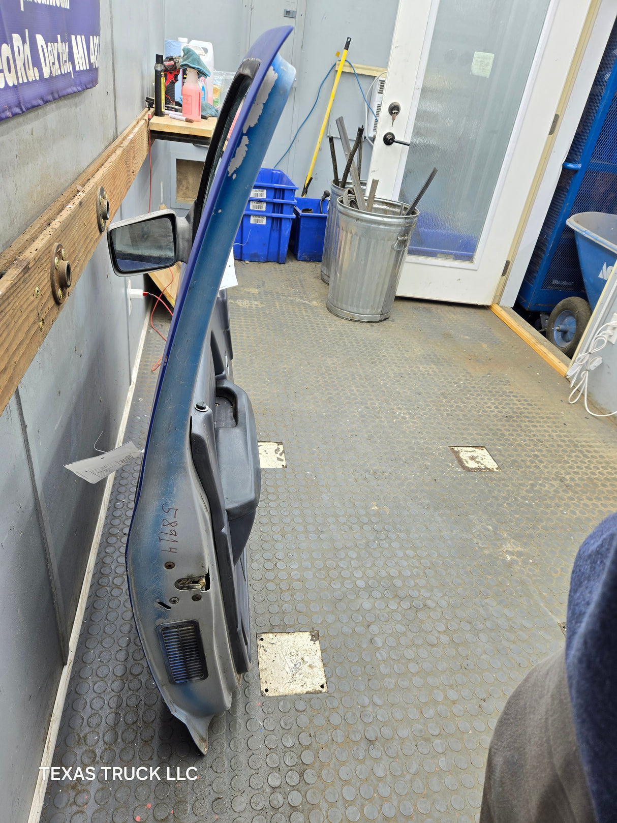 1992-1996 Dodge Dakota LH Driver Side Front Door