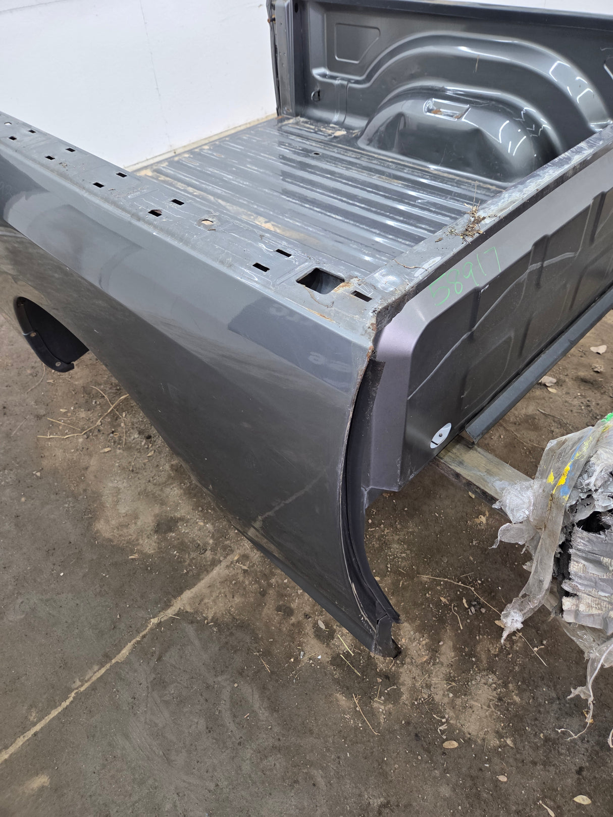 2009-2018 Dodge Ram 4th Gen 1500 2500 3500 6' 4" Short Truck Bed
