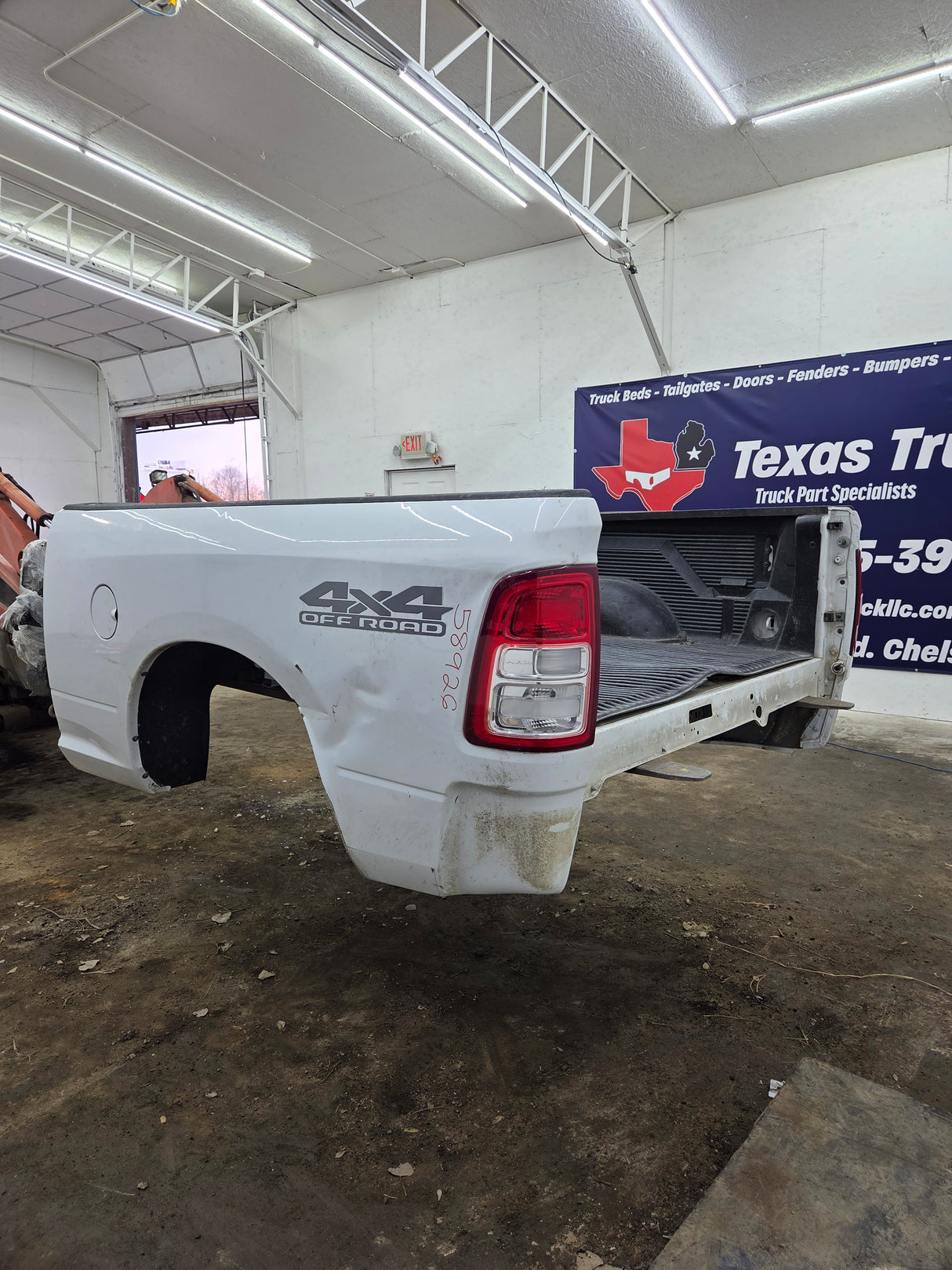 2019-2025 Dodge Ram 2500 3500 5th Gen 6' 4" Short Truck Bed