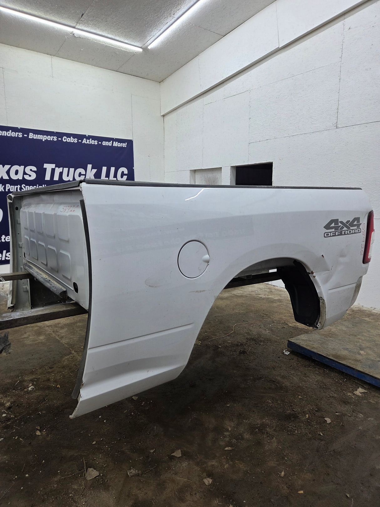 2019-2025 Dodge Ram 2500 3500 5th Gen 6' 4" Short Truck Bed