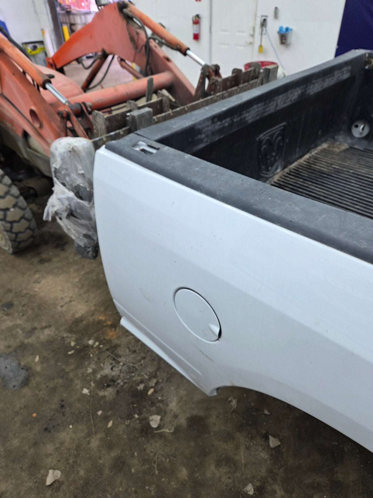 2019-2025 Dodge Ram 2500 3500 5th Gen 6' 4" Short Truck Bed