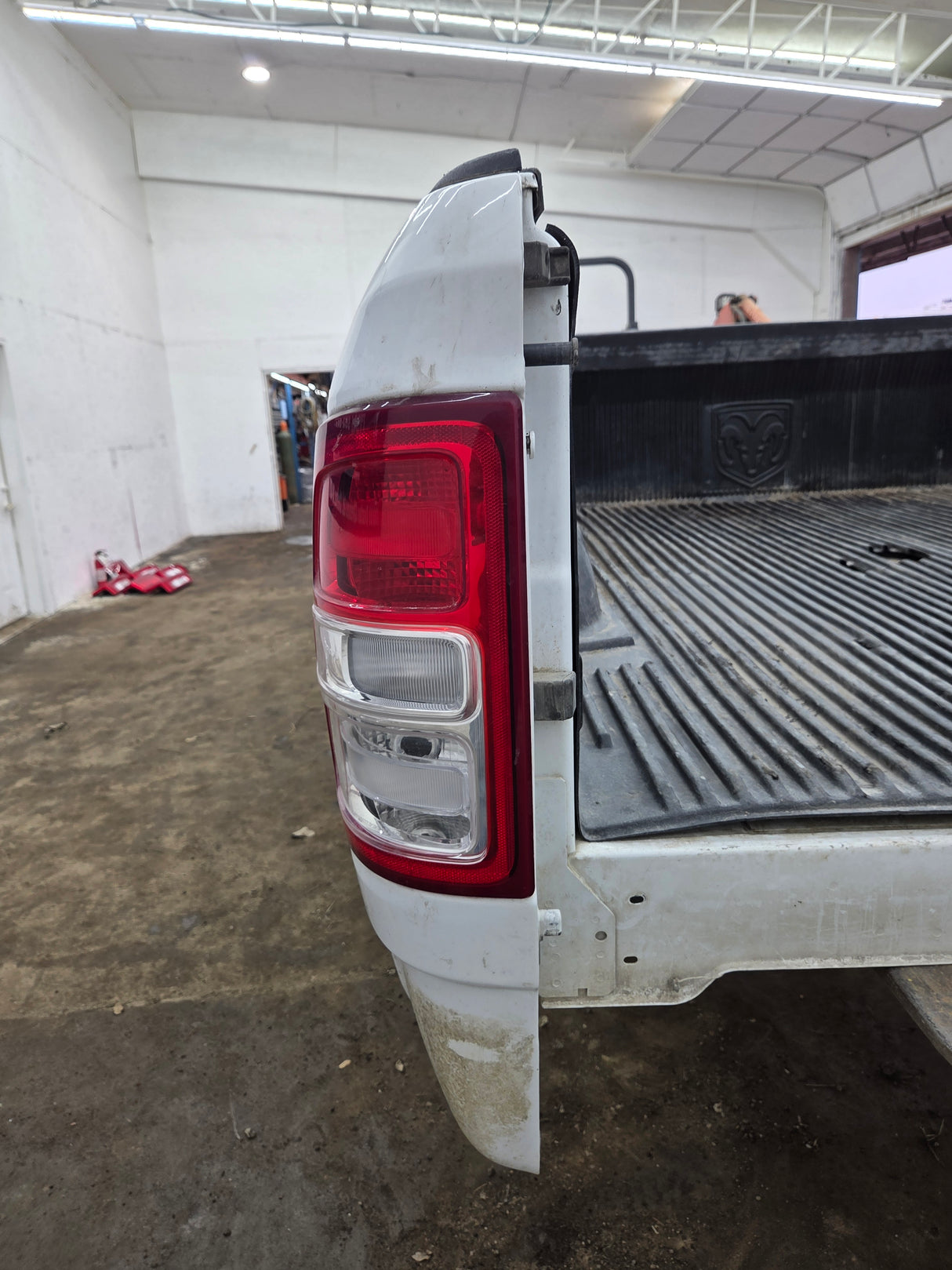 2019-2025 Dodge Ram 2500 3500 5th Gen 6' 4" Short Truck Bed