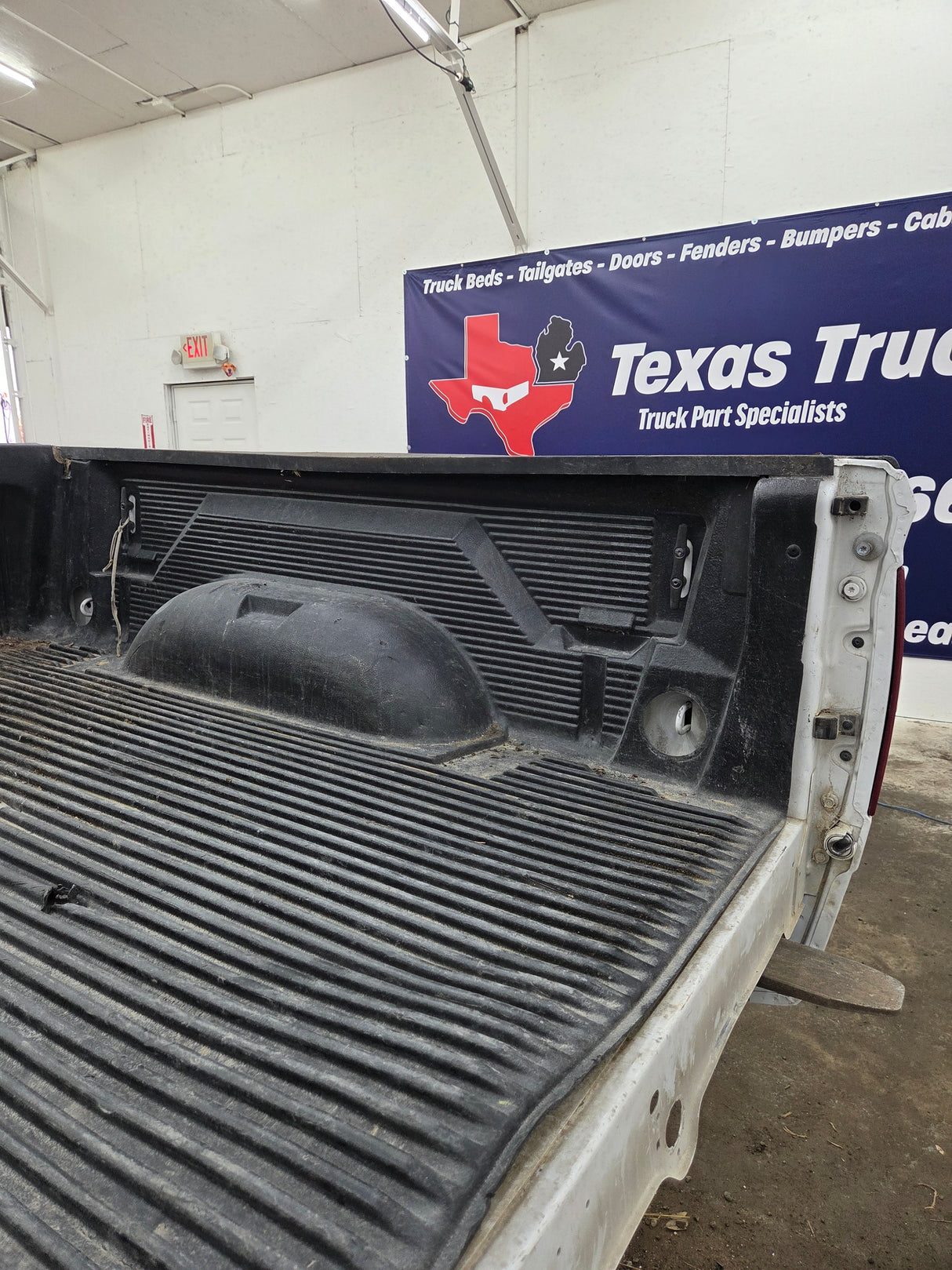2019-2025 Dodge Ram 2500 3500 5th Gen 6' 4" Short Truck Bed