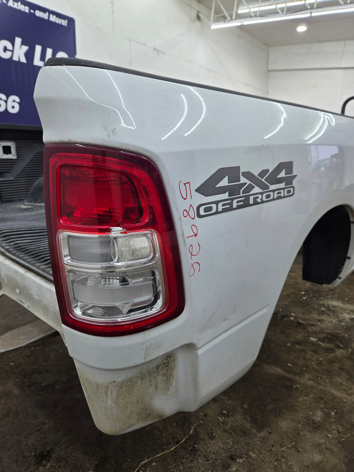 2019-2025 Dodge Ram 2500 3500 5th Gen 6' 4" Short Truck Bed