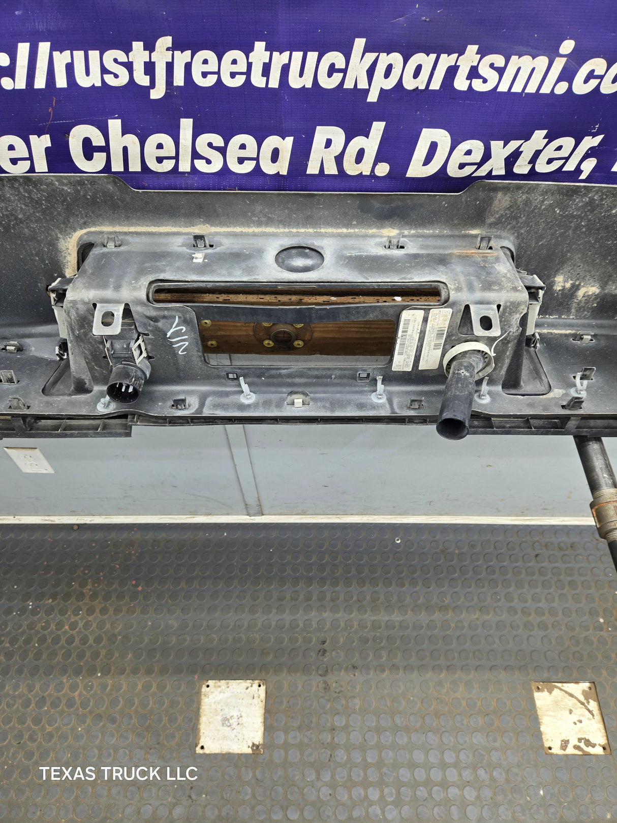 2015-2019 Chevrolet Silverado 2500HD 3500 HD Rear Bumper W/ Sensors