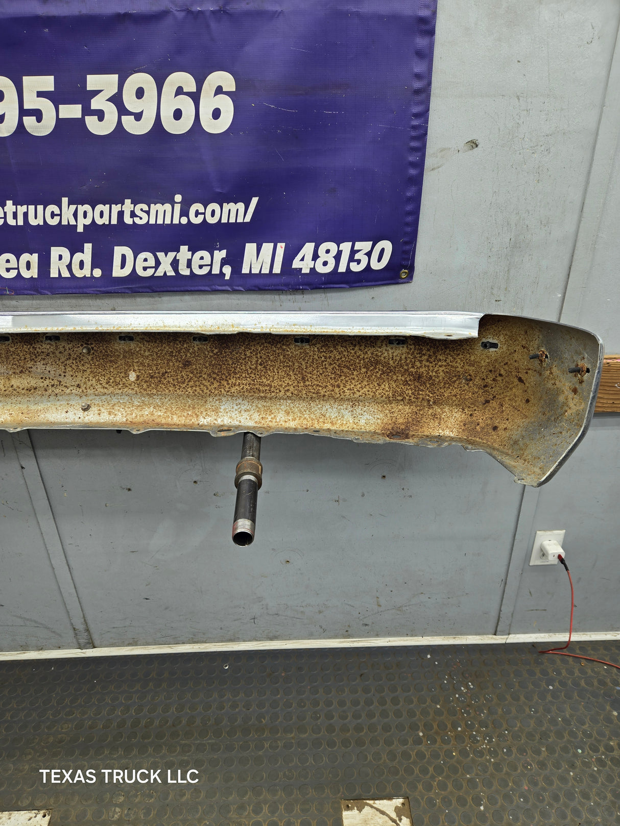 1988-1998 Chevrolet / GMC 1500 2500 3500 Front Bumper