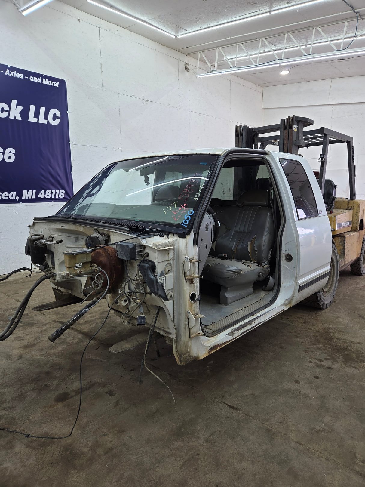 1988-2000 Chevrolet Silverado GMC Sierra Extended Cab