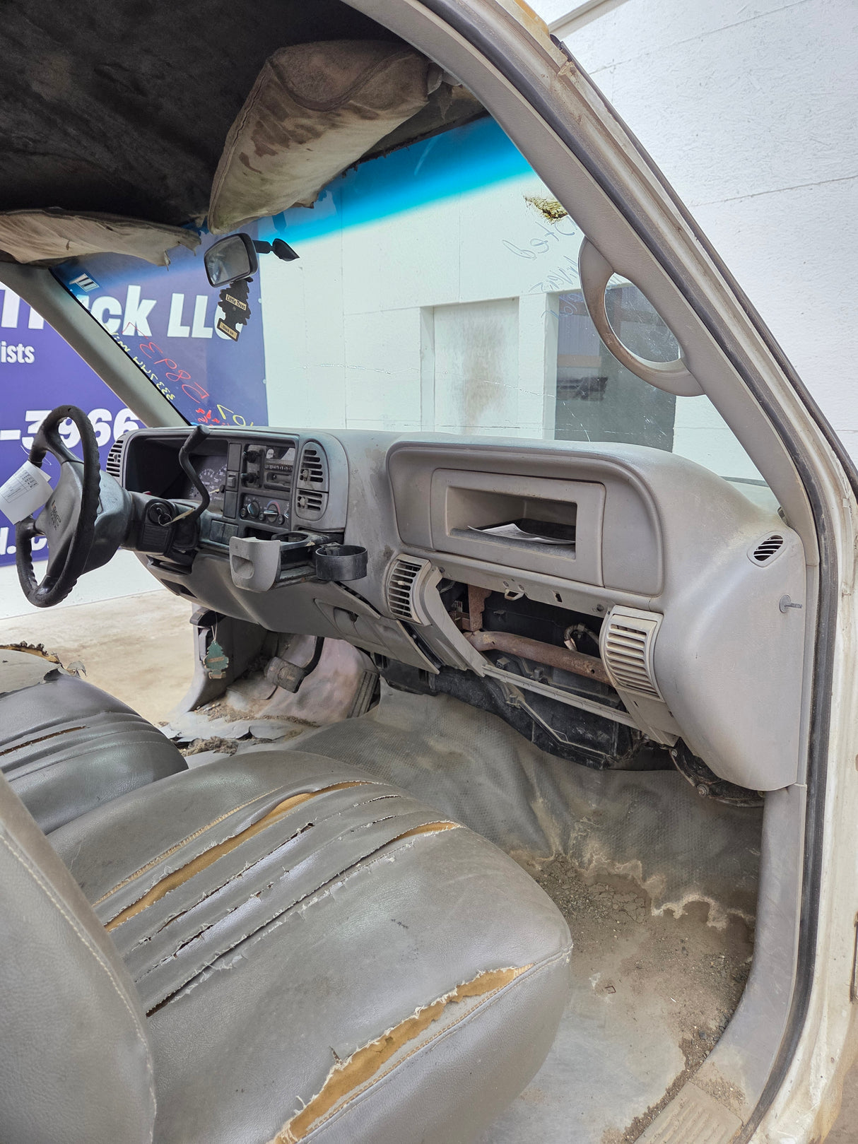 1988-2000 Chevrolet Silverado GMC Sierra Extended Cab