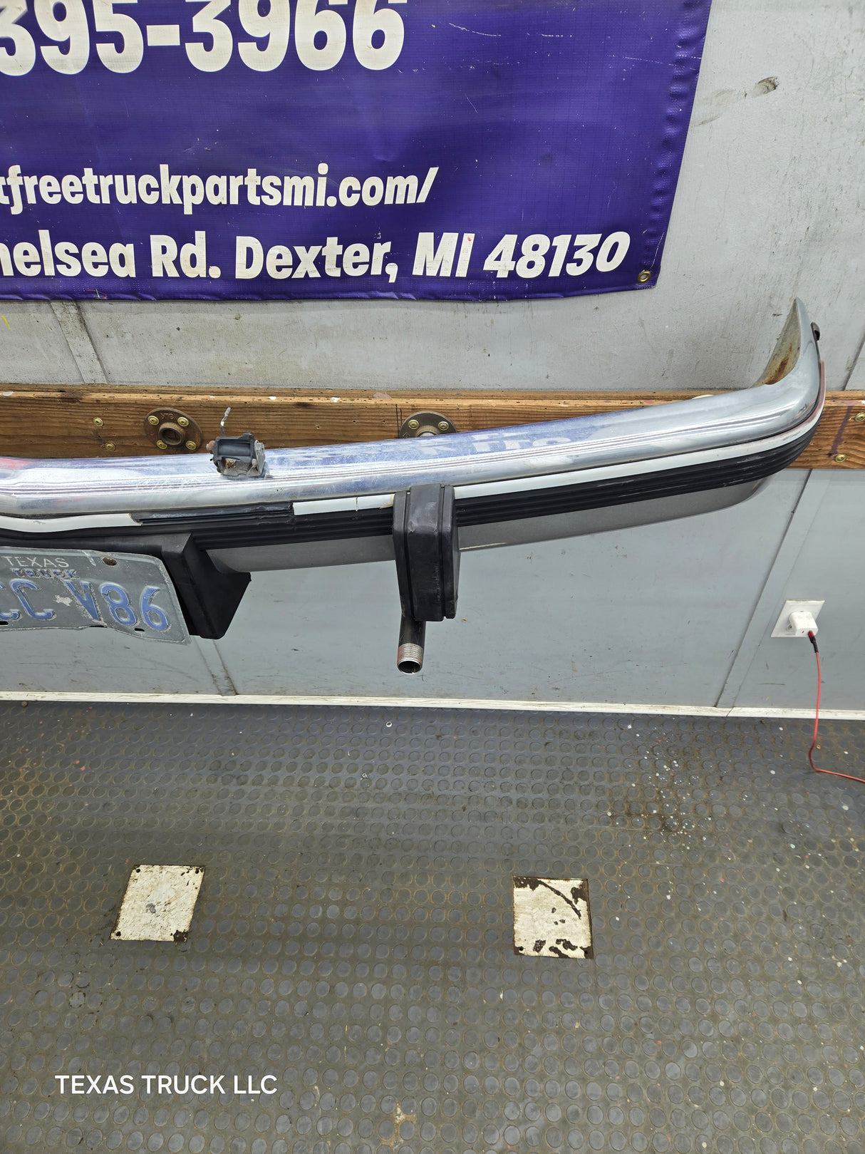 1988-1998 Chevrolet / GMC 1500 2500 3500 Front Bumper