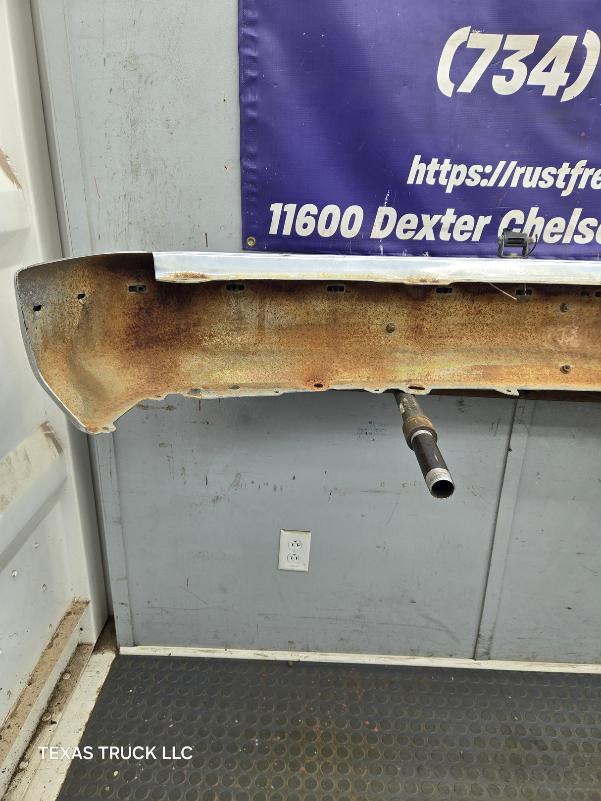 1988-1998 Chevrolet / GMC 1500 2500 3500 Front Bumper