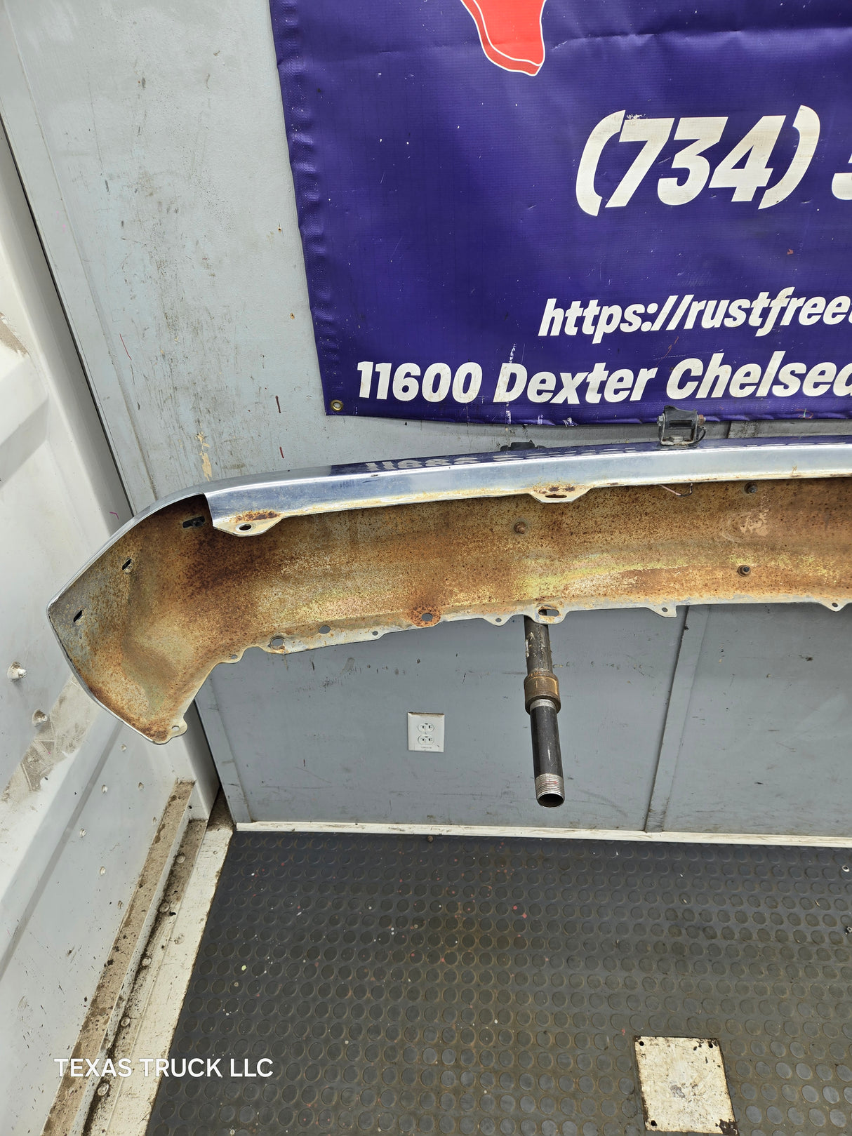 1988-1998 Chevrolet / GMC 1500 2500 3500 Front Bumper
