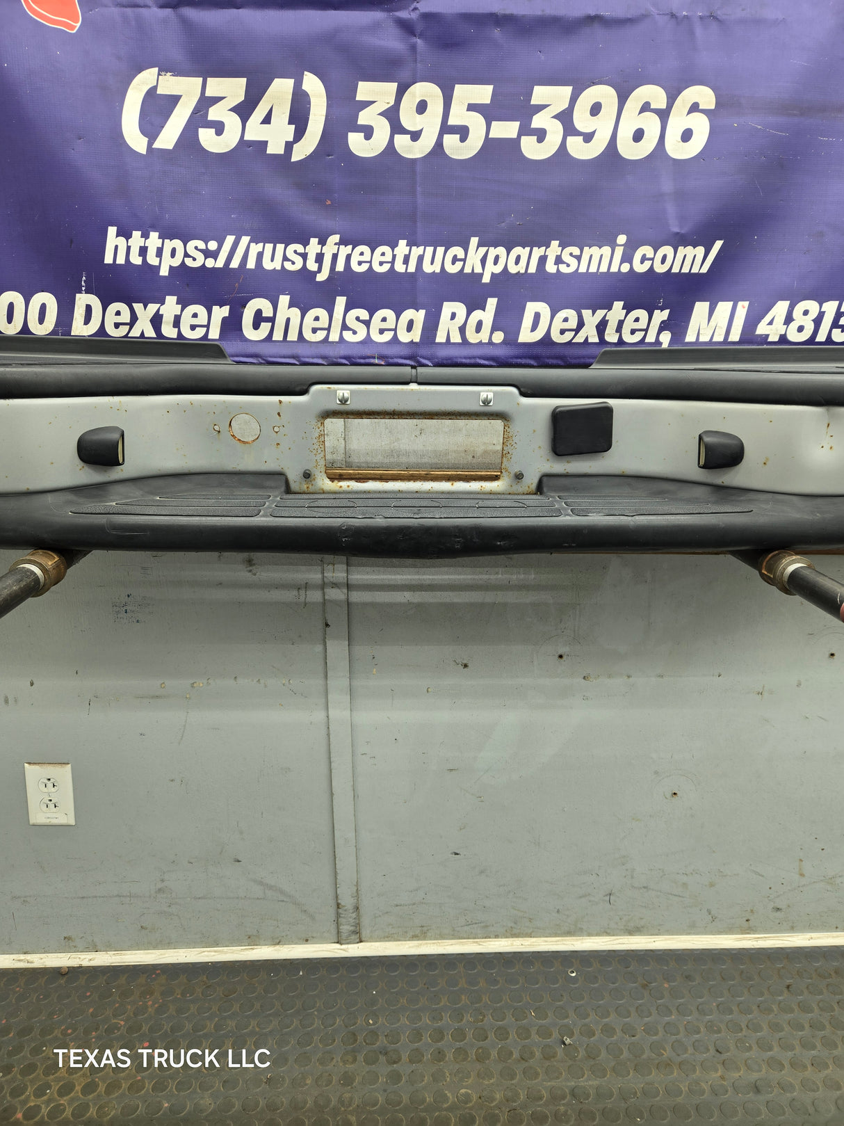 1999-2007 Chevrolet Silverado / GMC Sierra 2500 3500 HD Rear