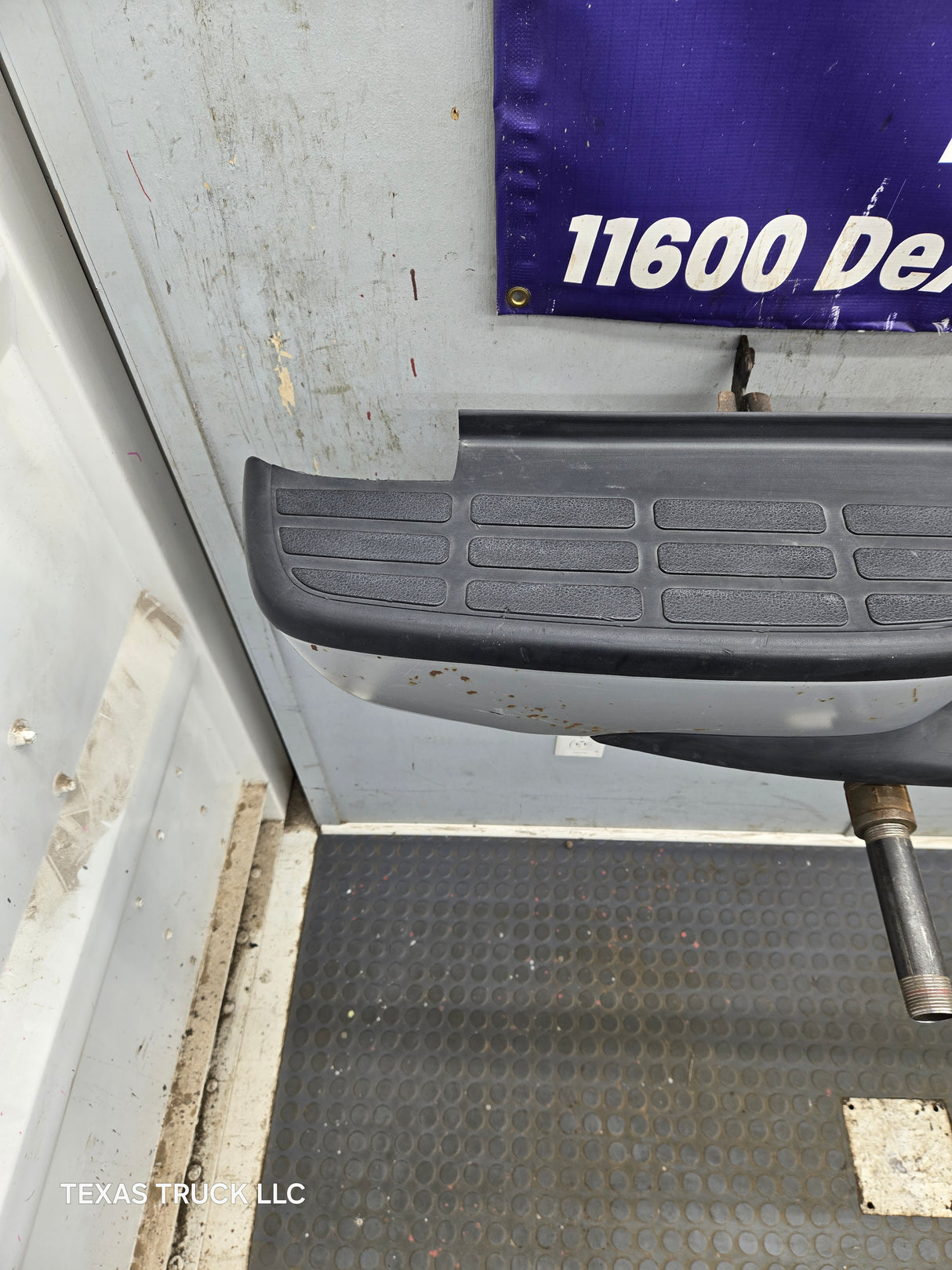 1999-2007 Chevrolet Silverado / GMC Sierra 2500 3500 HD Rear