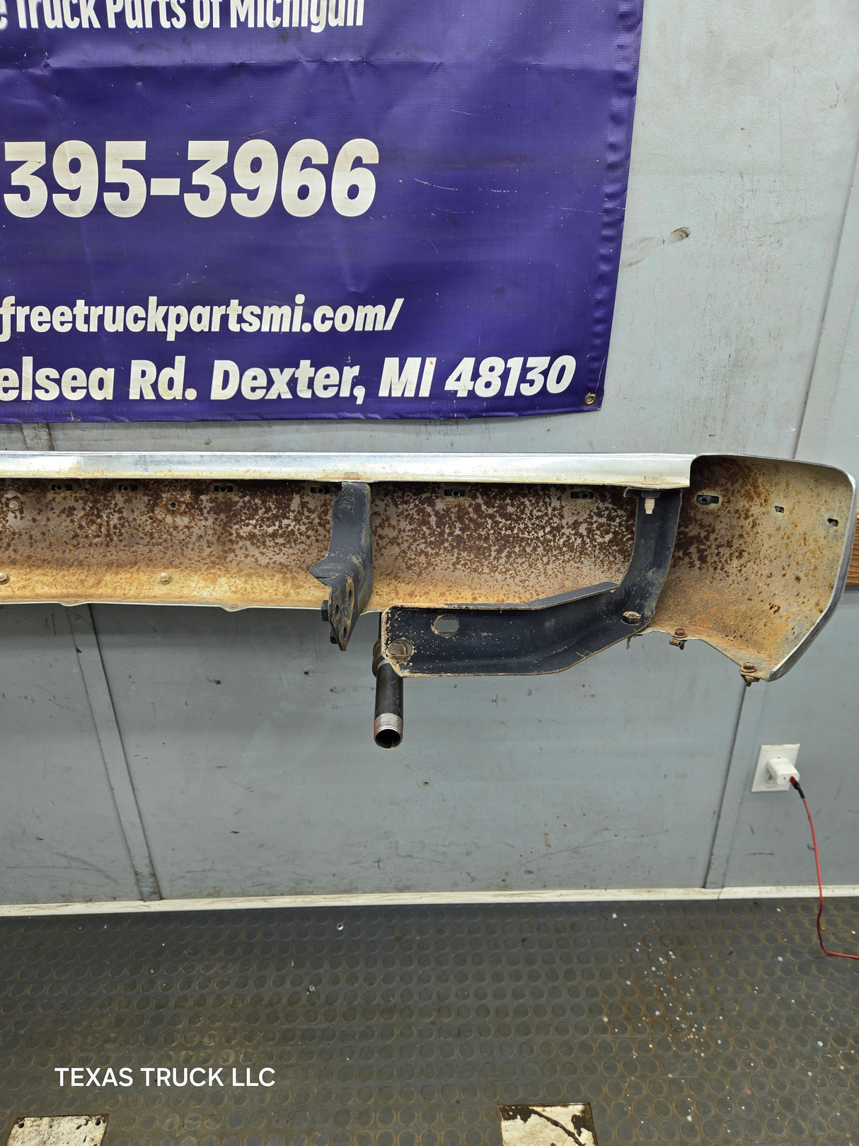 1988-1998 Chevrolet / GMC 1500 2500 3500 Front Bumper
