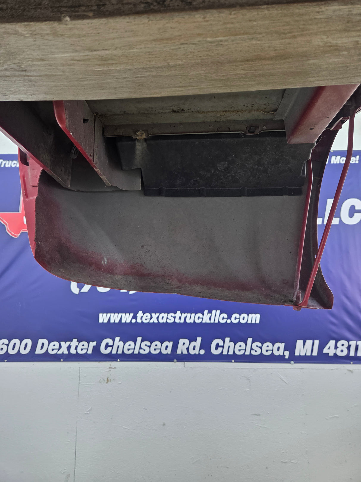 1999-2007 Chevrolet Silverado / GMC Sierra 1500 2500HD 3500HD 6' 6" Short Truck Bed