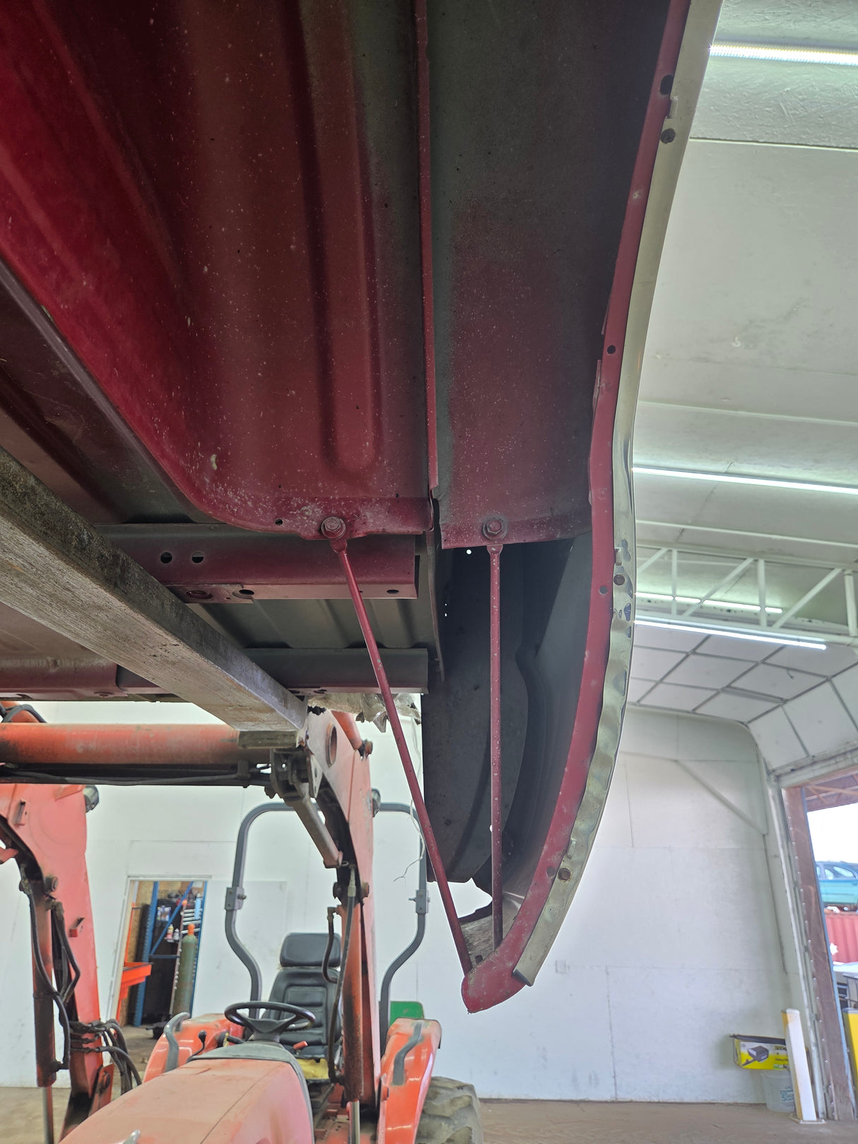 1999-2007 Chevrolet Silverado / GMC Sierra 1500 2500HD 3500HD 6' 6" Short Truck Bed