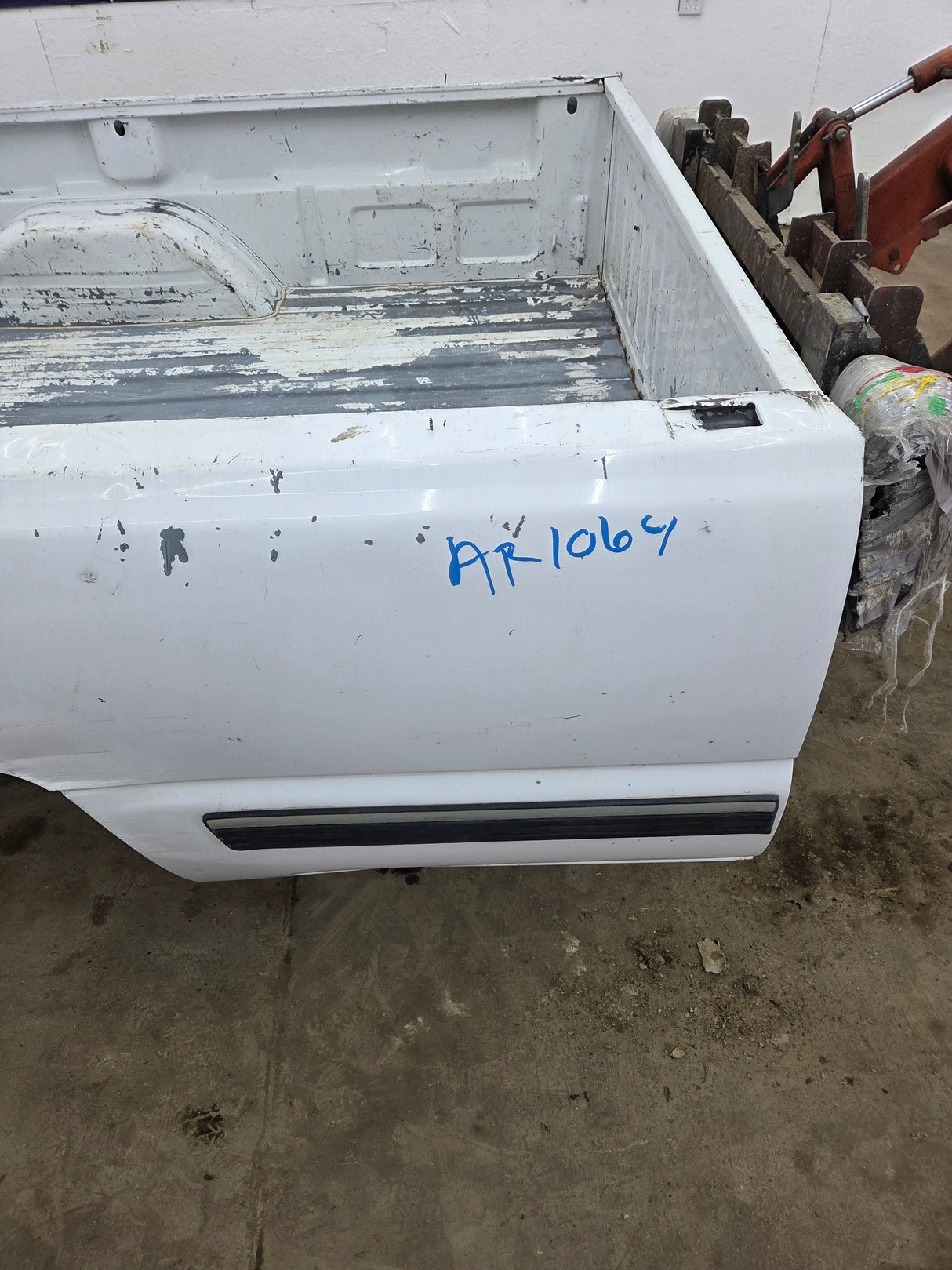 1999-2007 Chevrolet Silverado / GMC Sierra 1500 2500 3500 HD 8' Long Bed Truck Bed