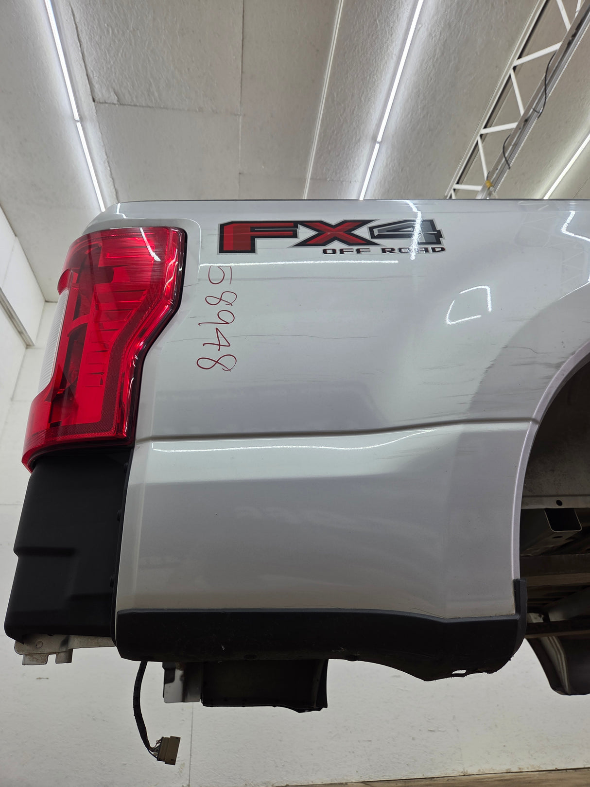 2017-2022 Ford F250 F350 Super Duty 6' 9" Short Truck Bed