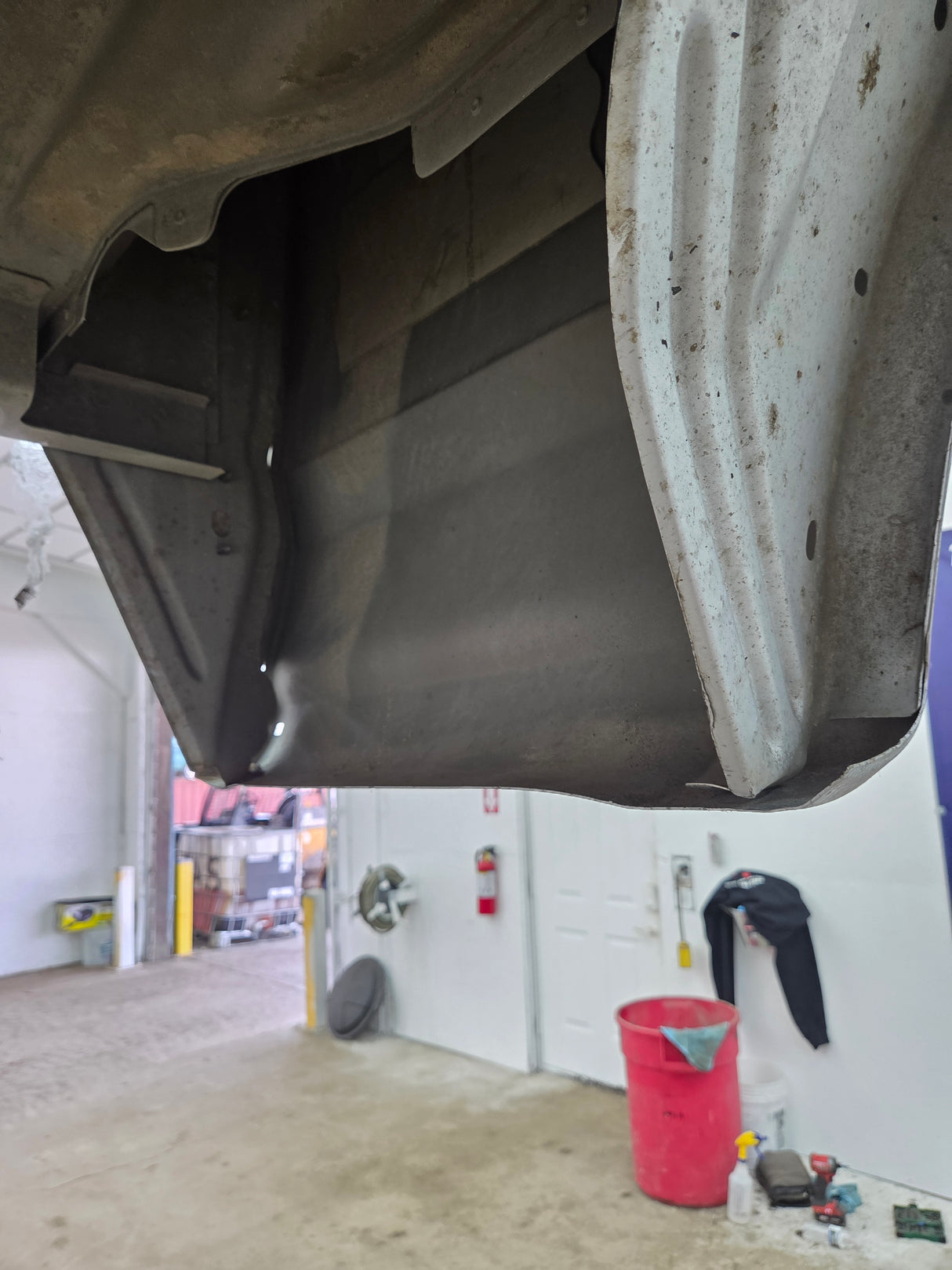 2017-2022 Ford F250 F350 Super Duty 6' 9" Short Truck Bed