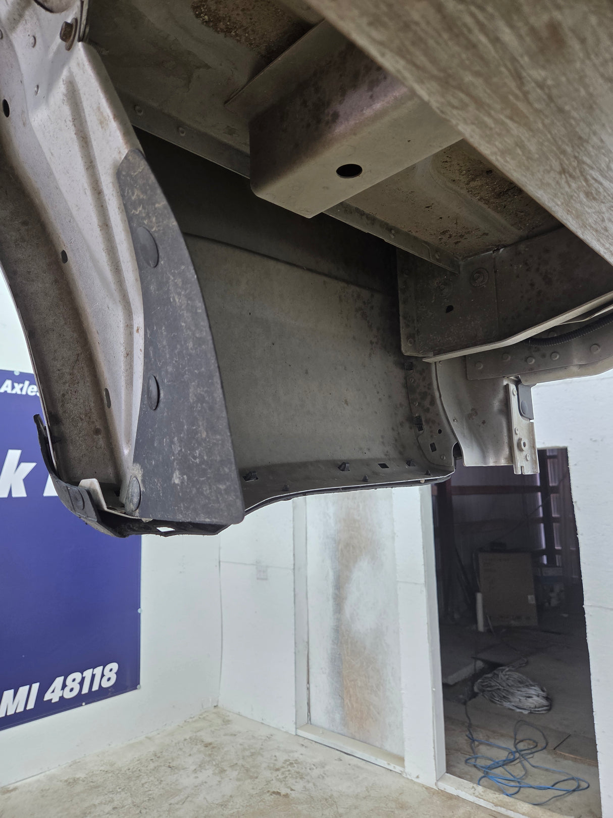 2017-2022 Ford F250 F350 Super Duty 6' 9" Short Truck Bed
