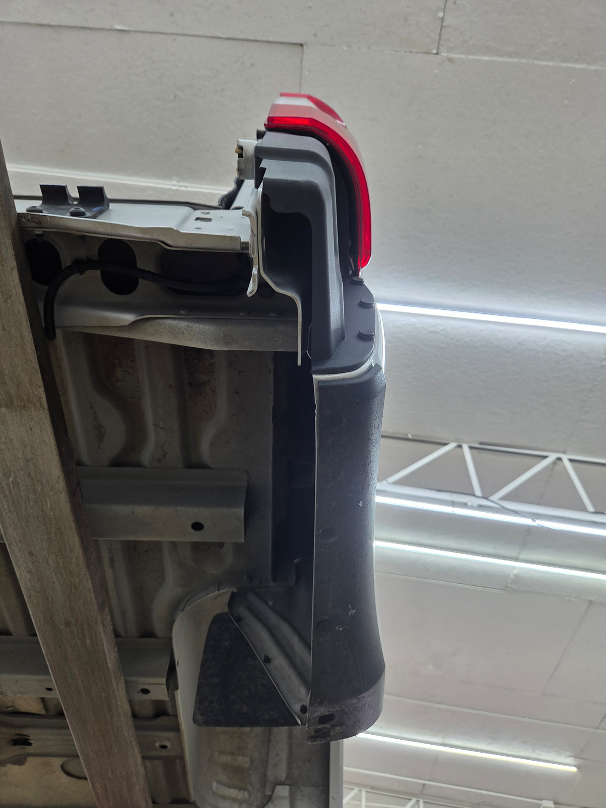 2017-2022 Ford F250 F350 Super Duty 6' 9" Short Truck Bed
